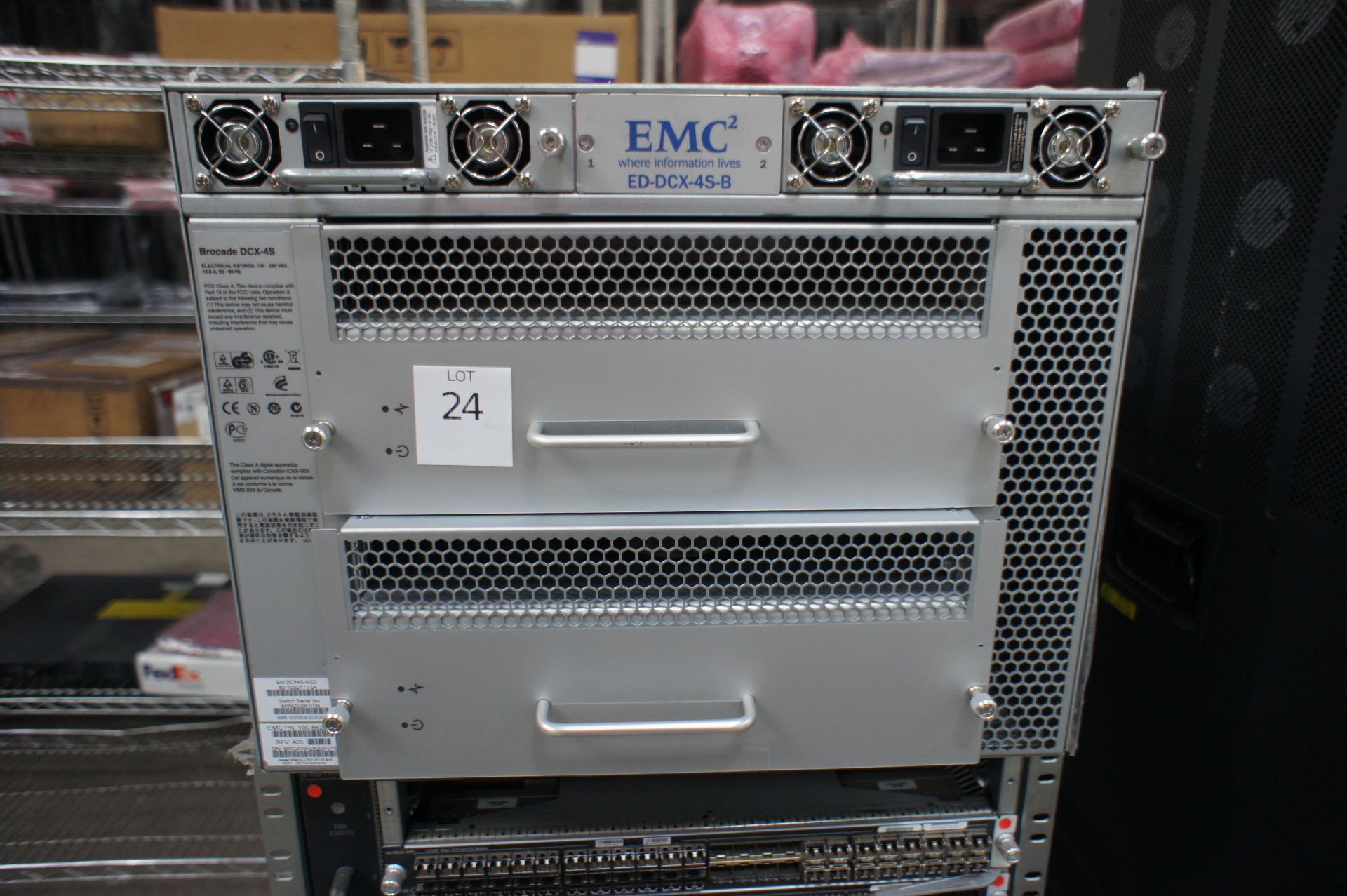 EMC ED-DCX-4S-B cabinet with 2x CP8 cards and 2x CR458 cards - Image 2 of 3