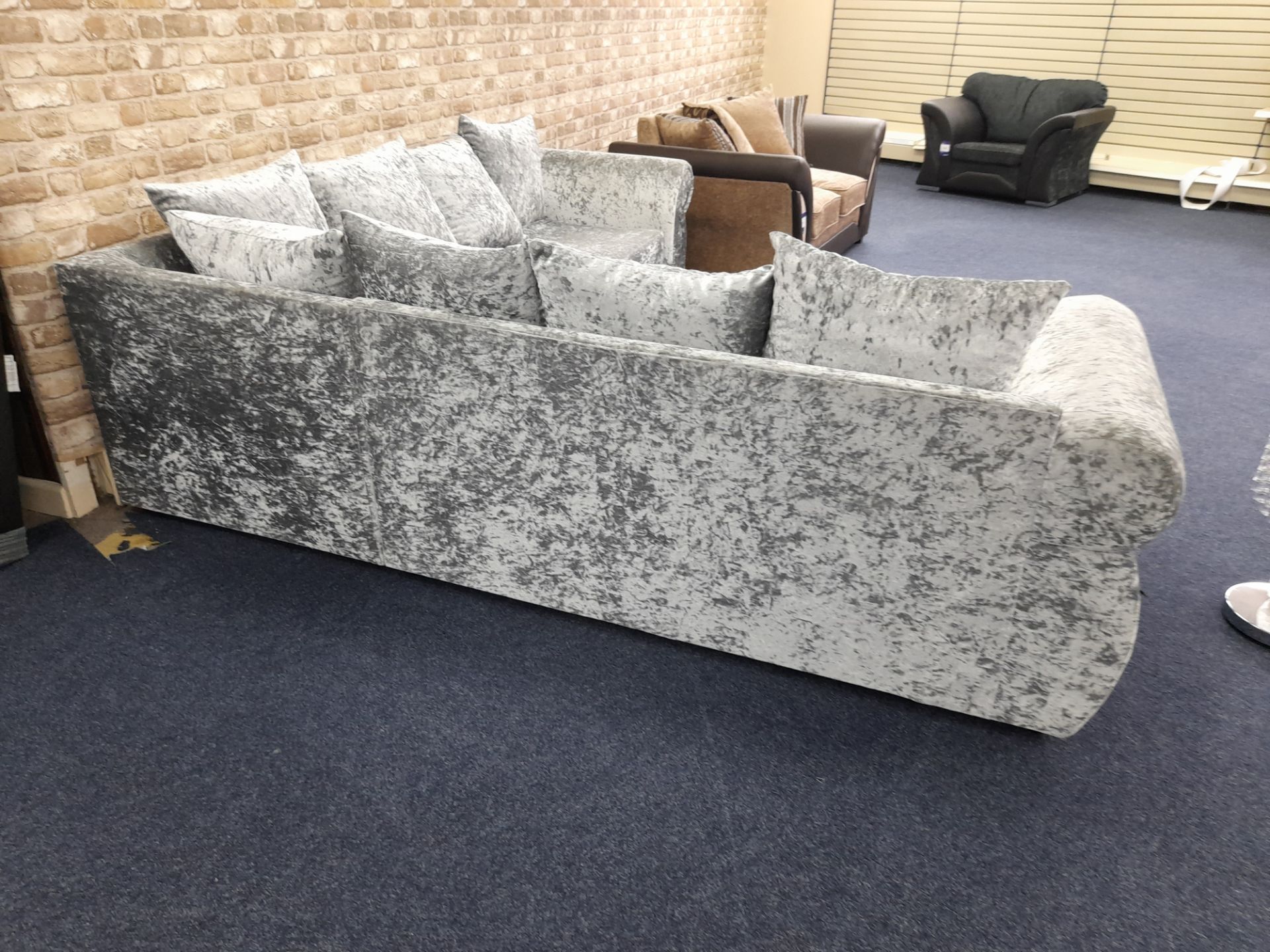 Silver/Grey fabric upholstered, 5 seater, scatter cushioned back corner sofa (Ex-Display) - Image 6 of 6
