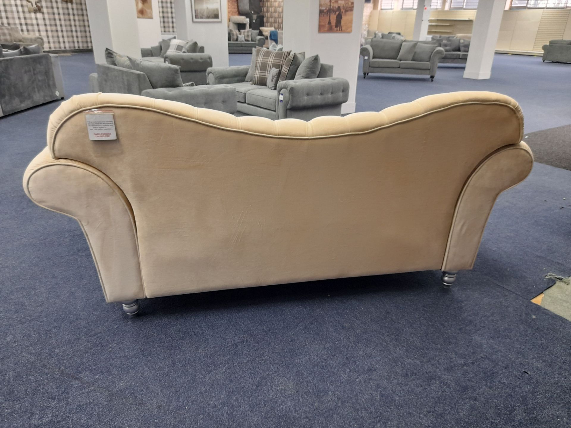 Cream fabric upholstered, 3 seater, chesterfield type sofa (Ex-Display) - Image 5 of 7