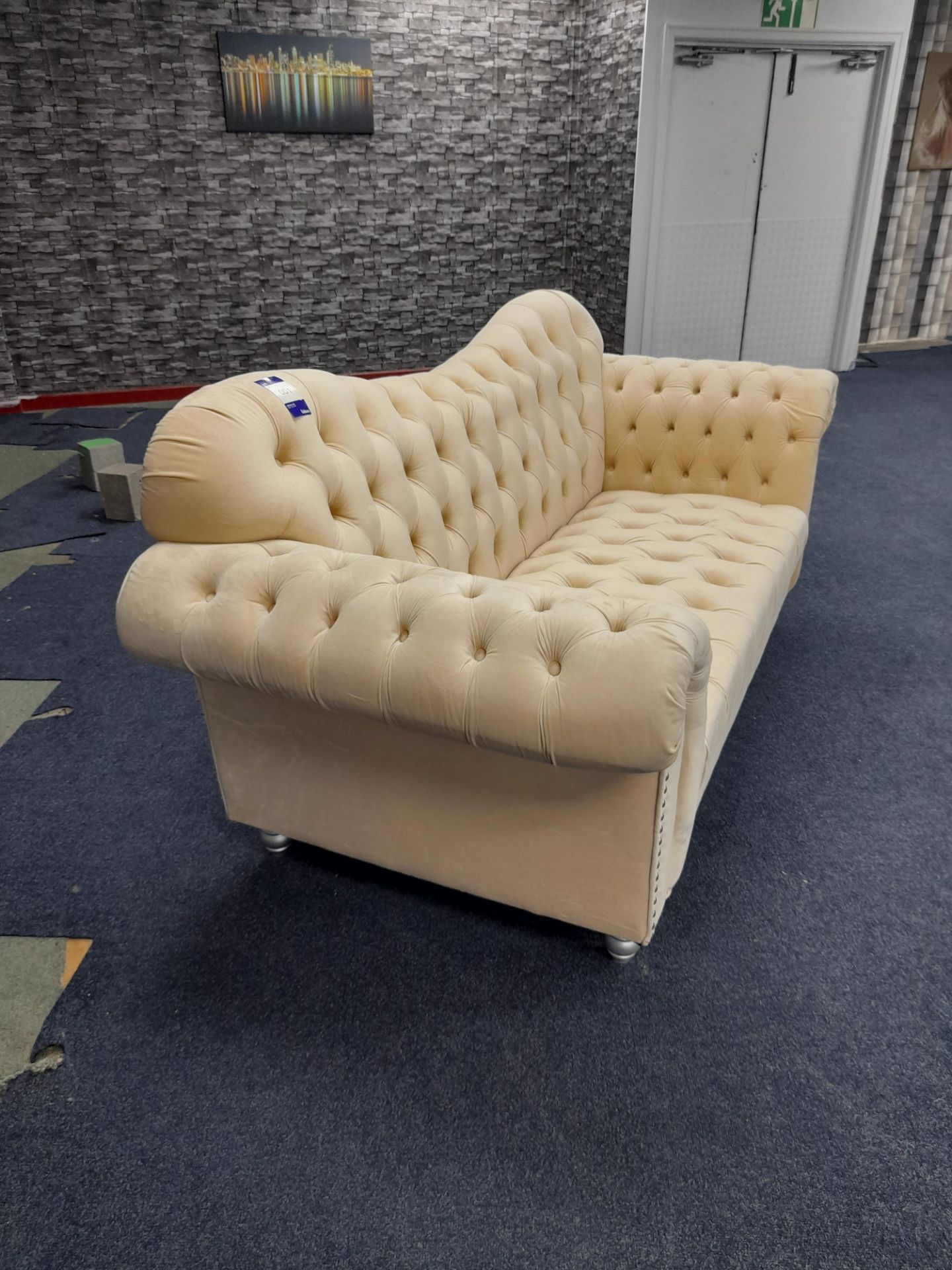 Cream fabric upholstered, 3 seater, chesterfield type sofa (Ex-Display) - Image 4 of 7