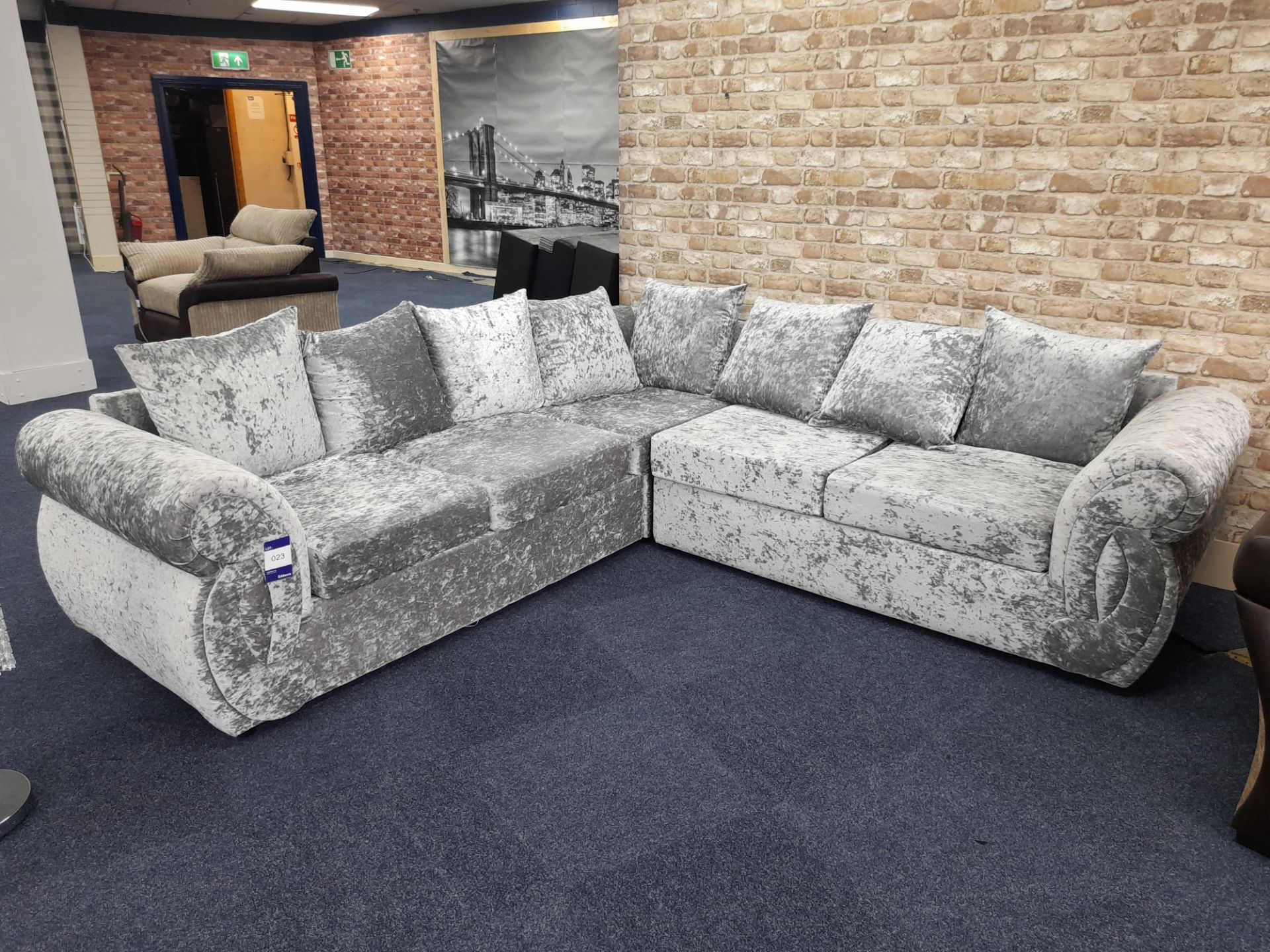 Silver/Grey fabric upholstered, 5 seater, scatter cushioned back corner sofa (Ex-Display) - Image 2 of 6