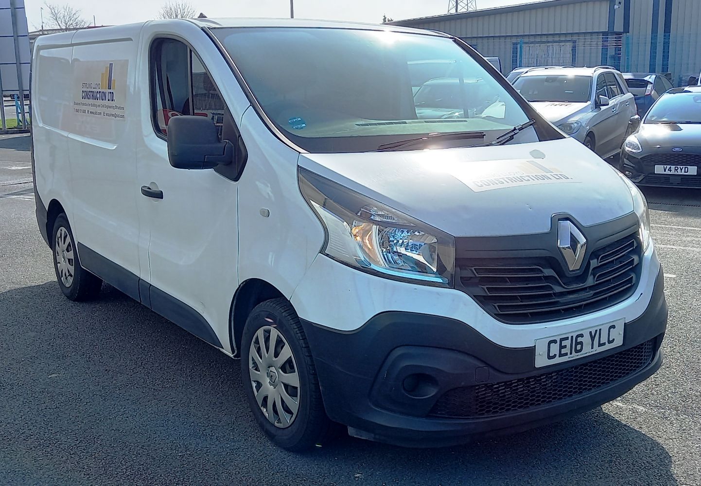 2 x Renault Trafic Vans