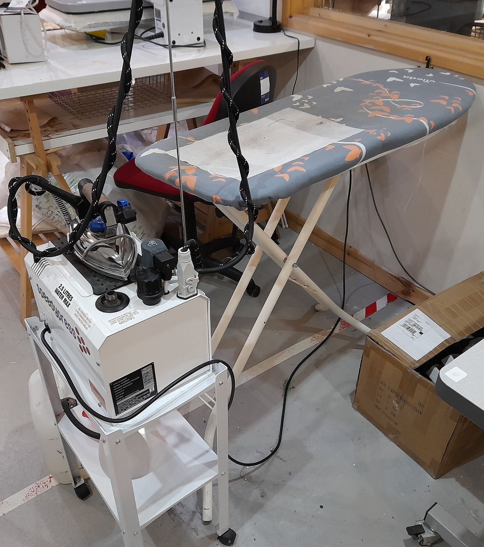 Speedypress C9 magic steam iron table, iron and boiler system (4.9L Capacity, Year 2019) - Image 2 of 6