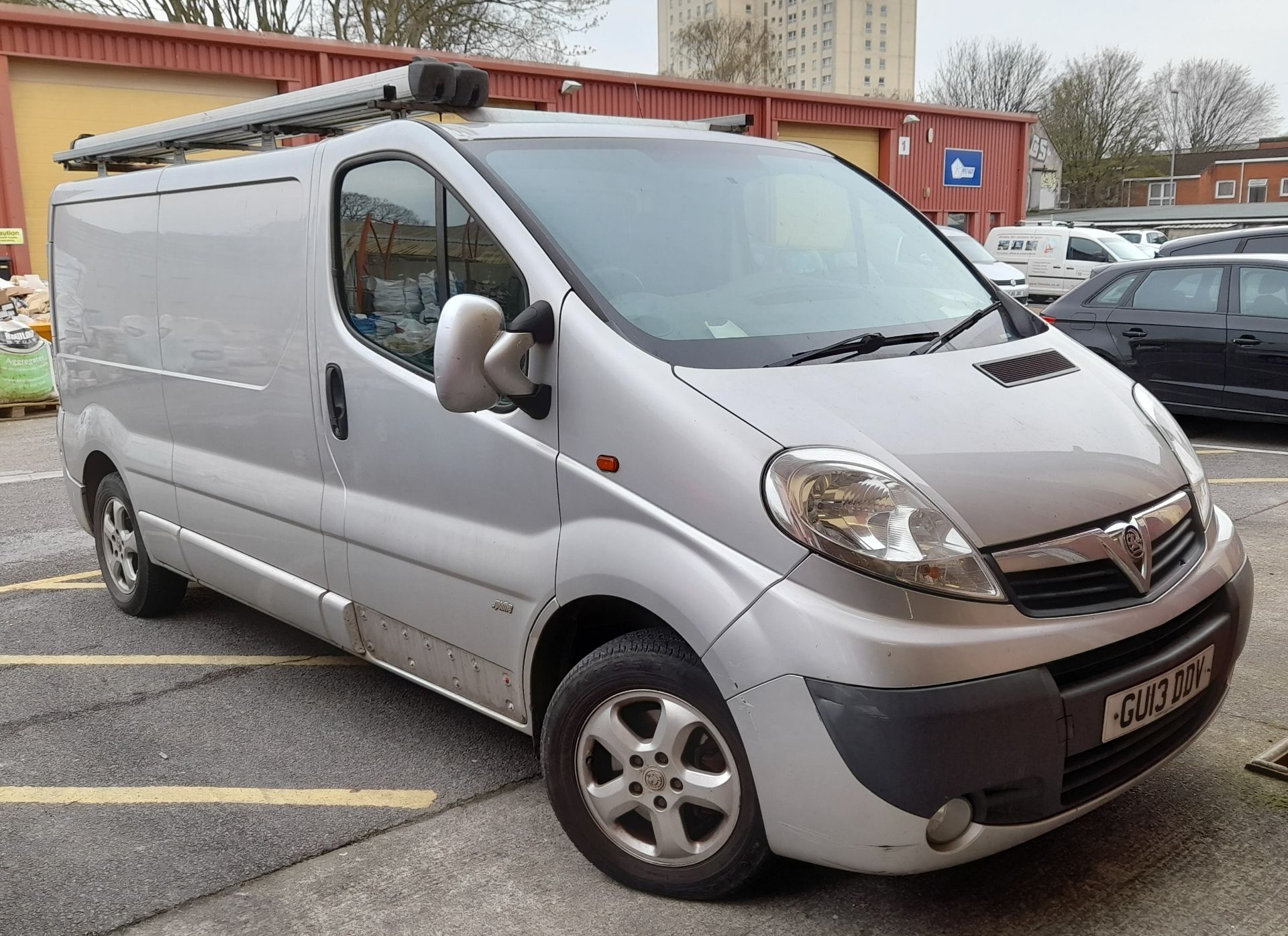 Vauxhall Vivaro 2900 Sportive CDTI panel van, Regi