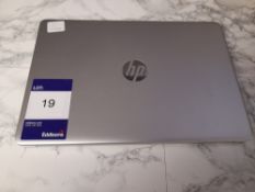 HP laptop, Model 15s-fq1006na, Serial Number 5CD039PY2L, with Intel Core i7, no charger