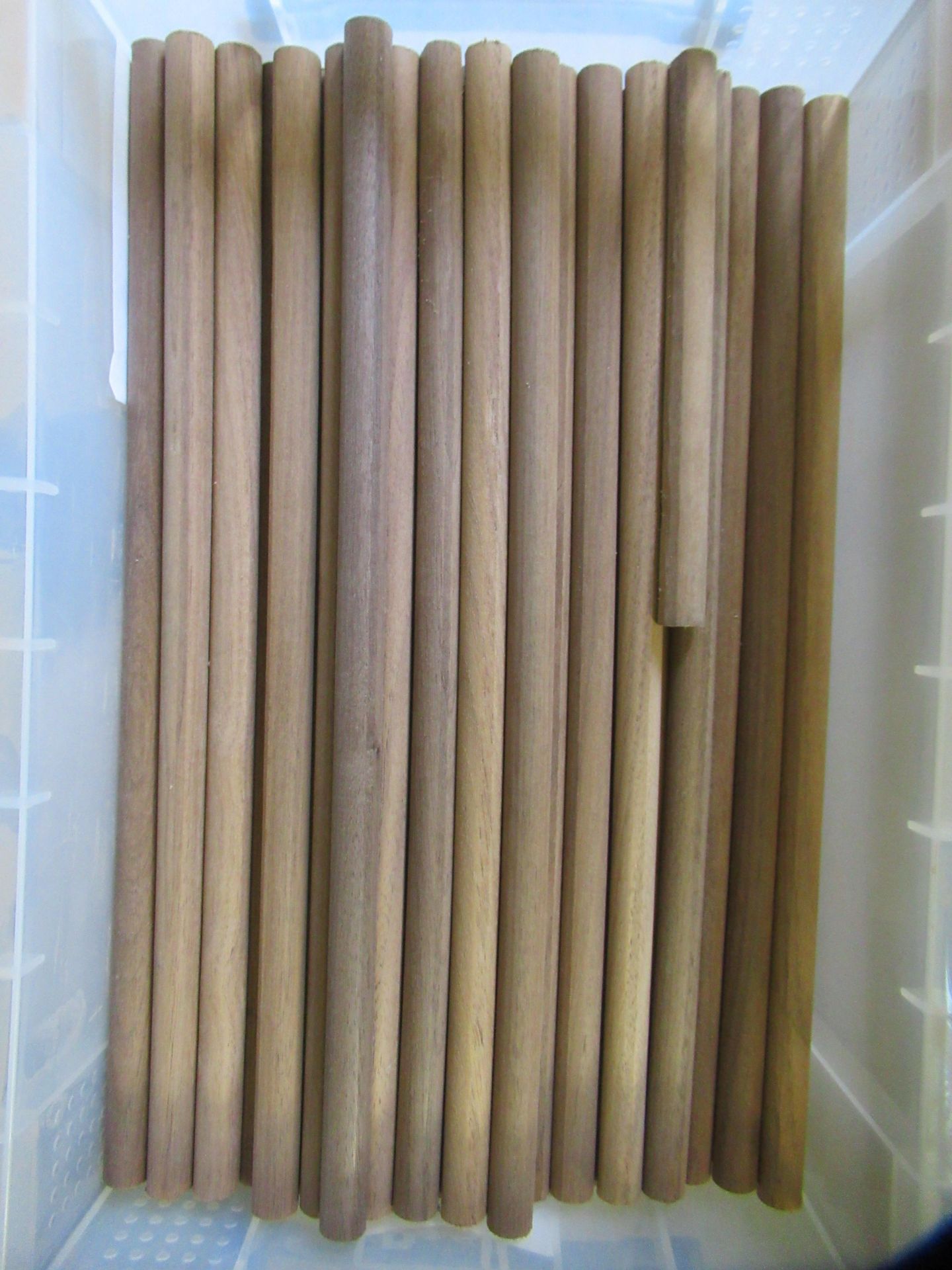 3 boxes of wood dowels - Cherry/Walnut/Oak - Image 2 of 4