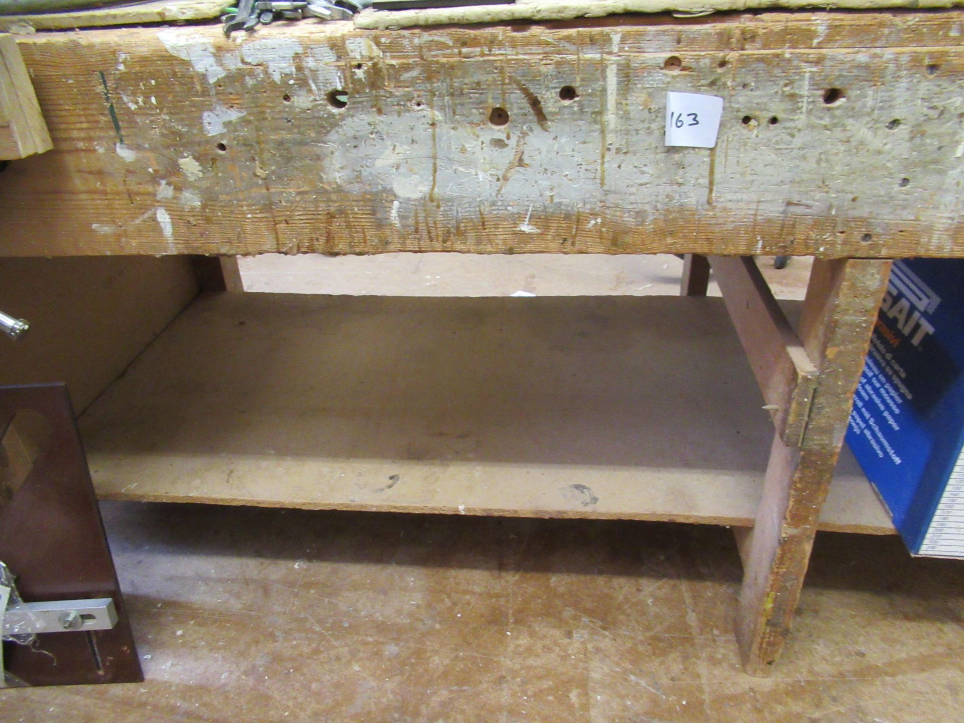 Heavy duty workman's bench with under tier and 2x Record vices - Image 3 of 4