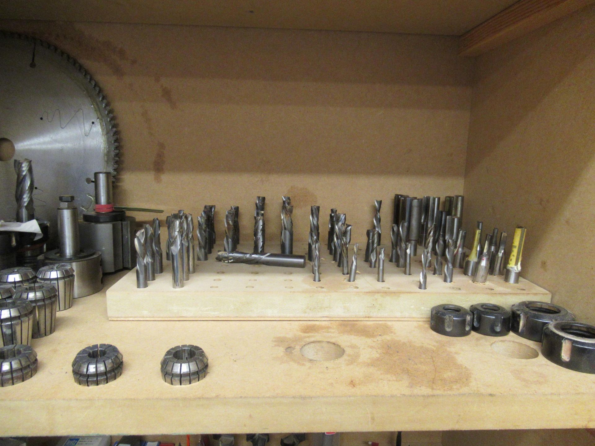 5 shelves of machine tooling suitable for lot 1 - Image 20 of 22