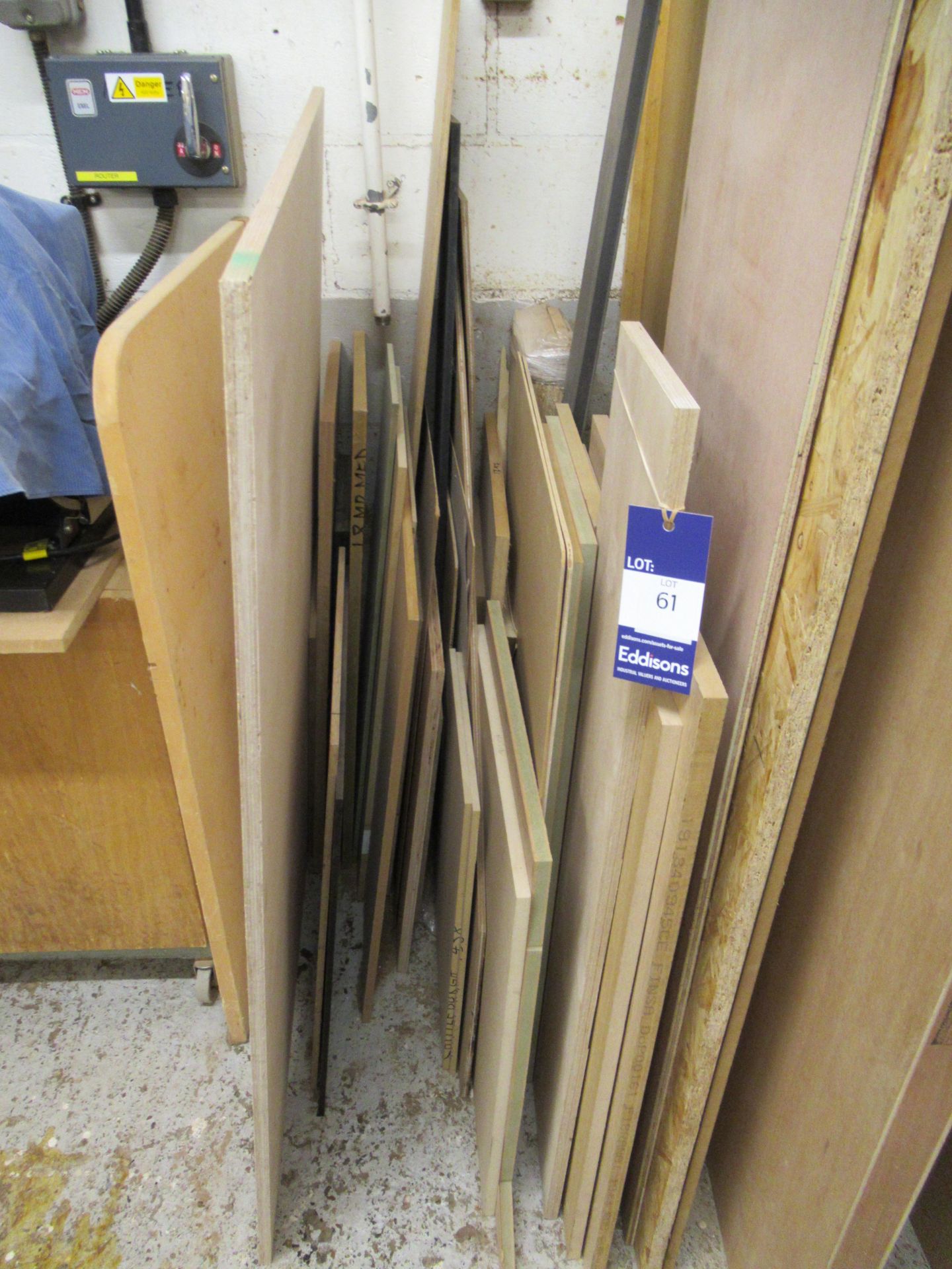 Qty of assorted size timber sheets - Image 2 of 3