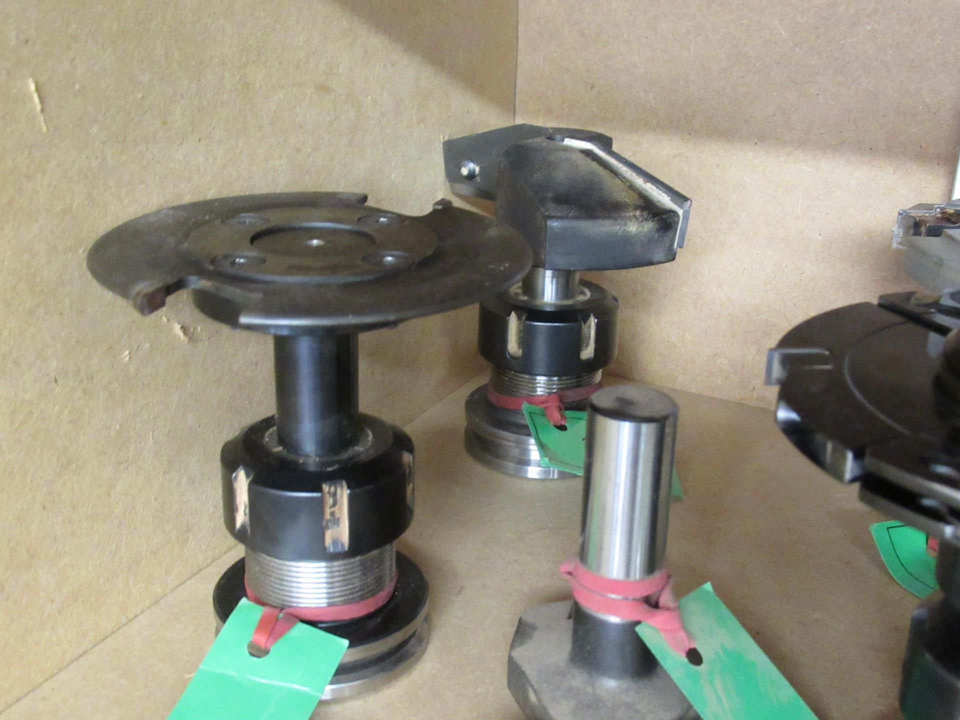 5 shelves of machine tooling suitable for lot 1 - Image 5 of 22