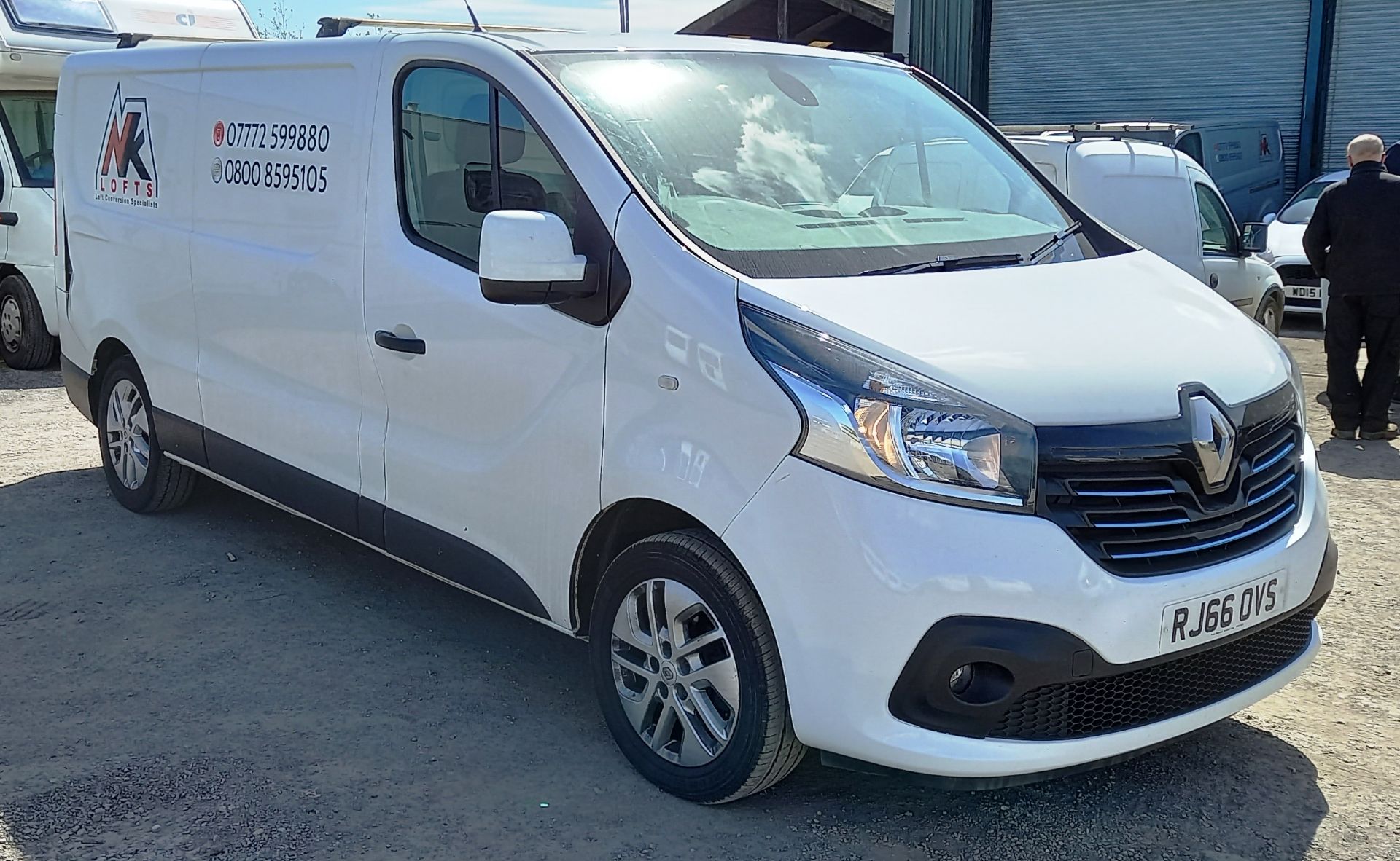 Renault Trafic LWB LL29 Energy dCi 125 Sport Nav V - Image 4 of 9