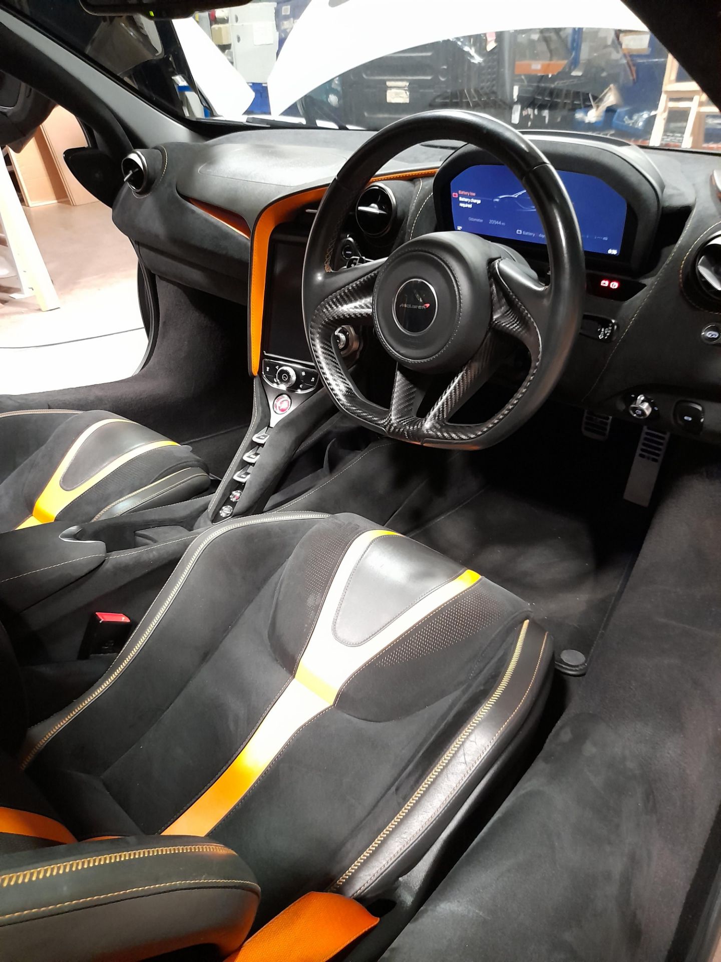 McLaren 720 Coupe 4.0 V8 petrol, Registration: S1 - Image 33 of 37