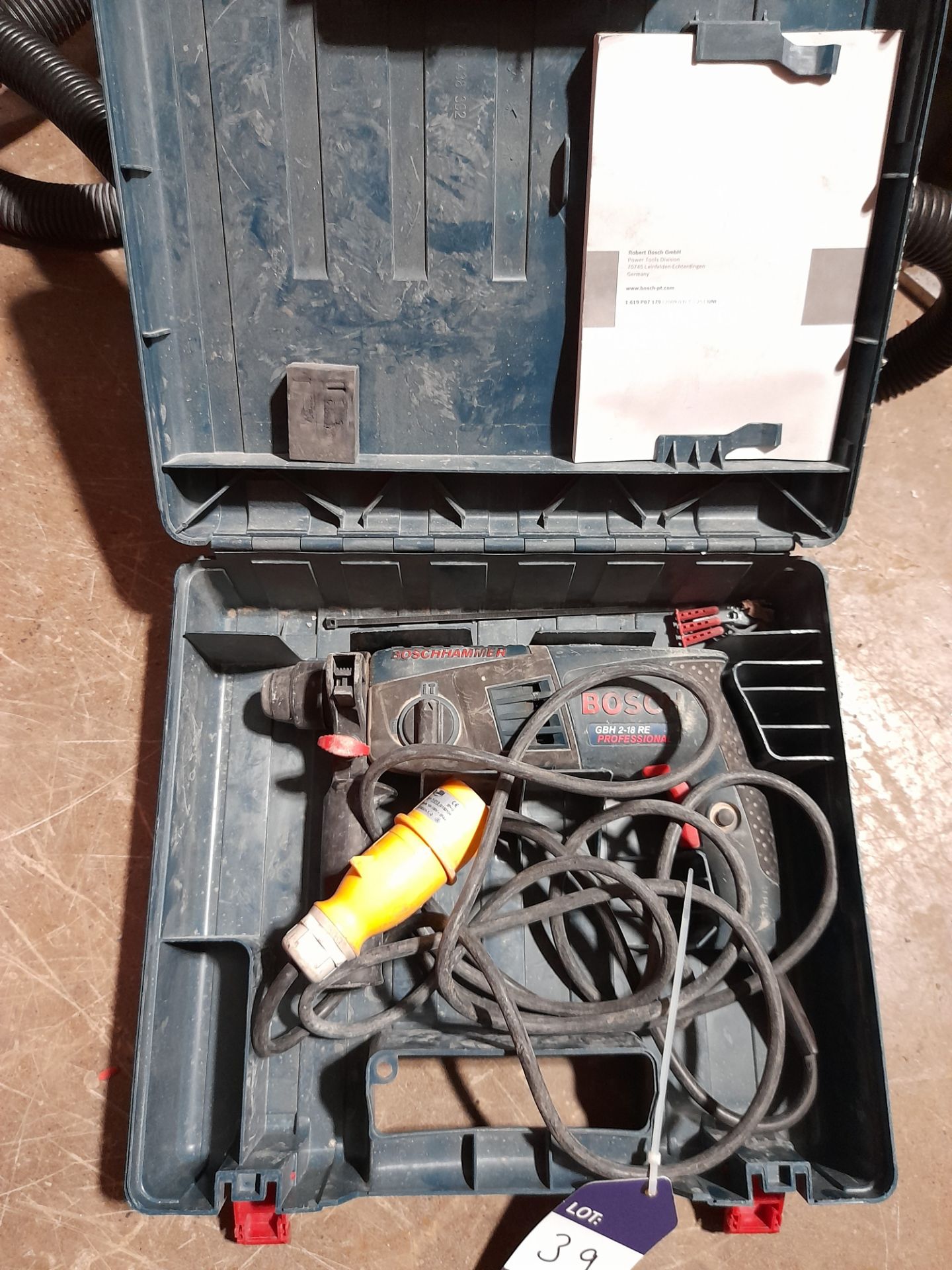 Bosch GBH 2-18RE professional drill, with case - Image 2 of 3