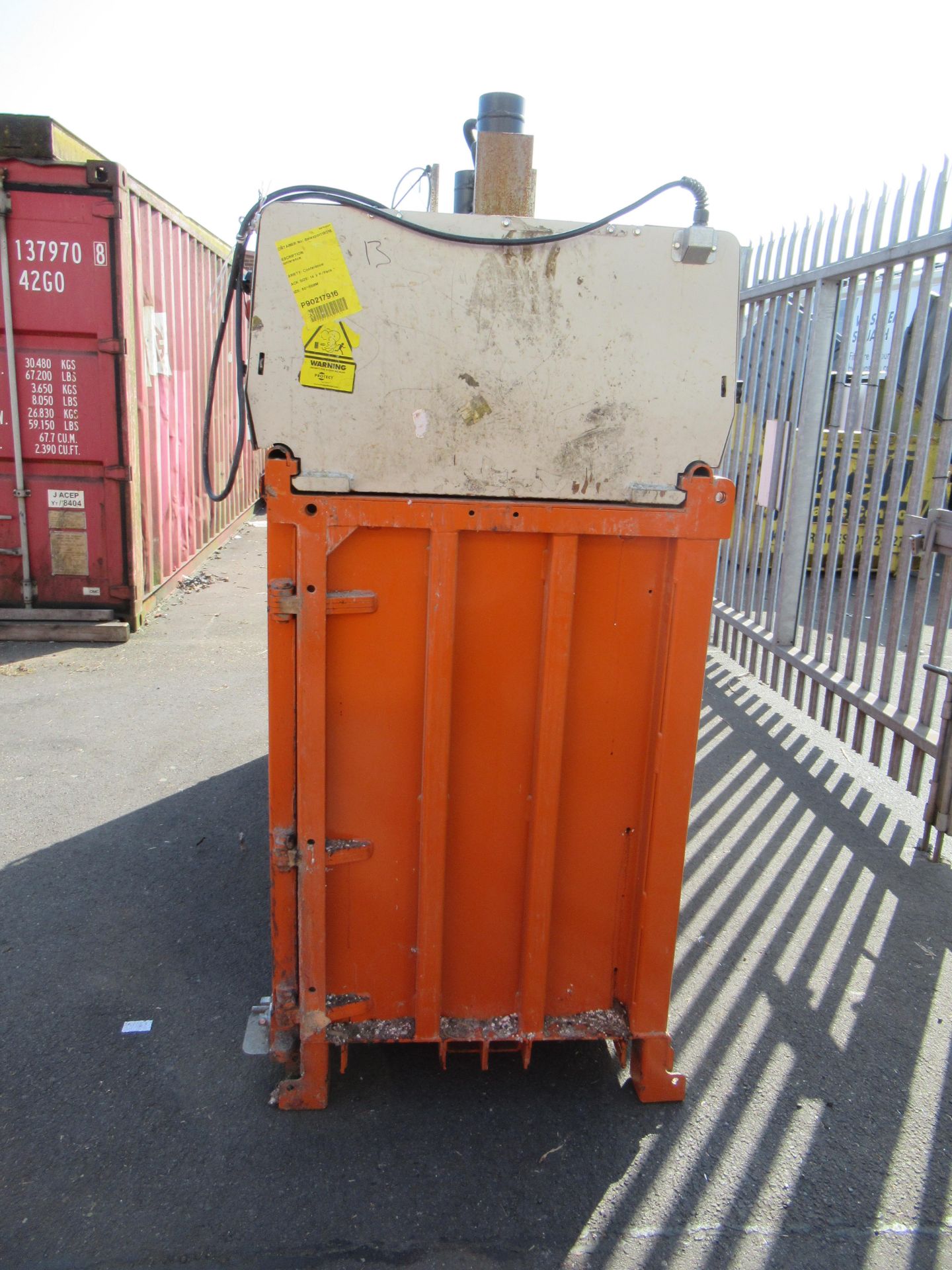 An Orwak 9020 Double Chamber Baler - Image 2 of 8