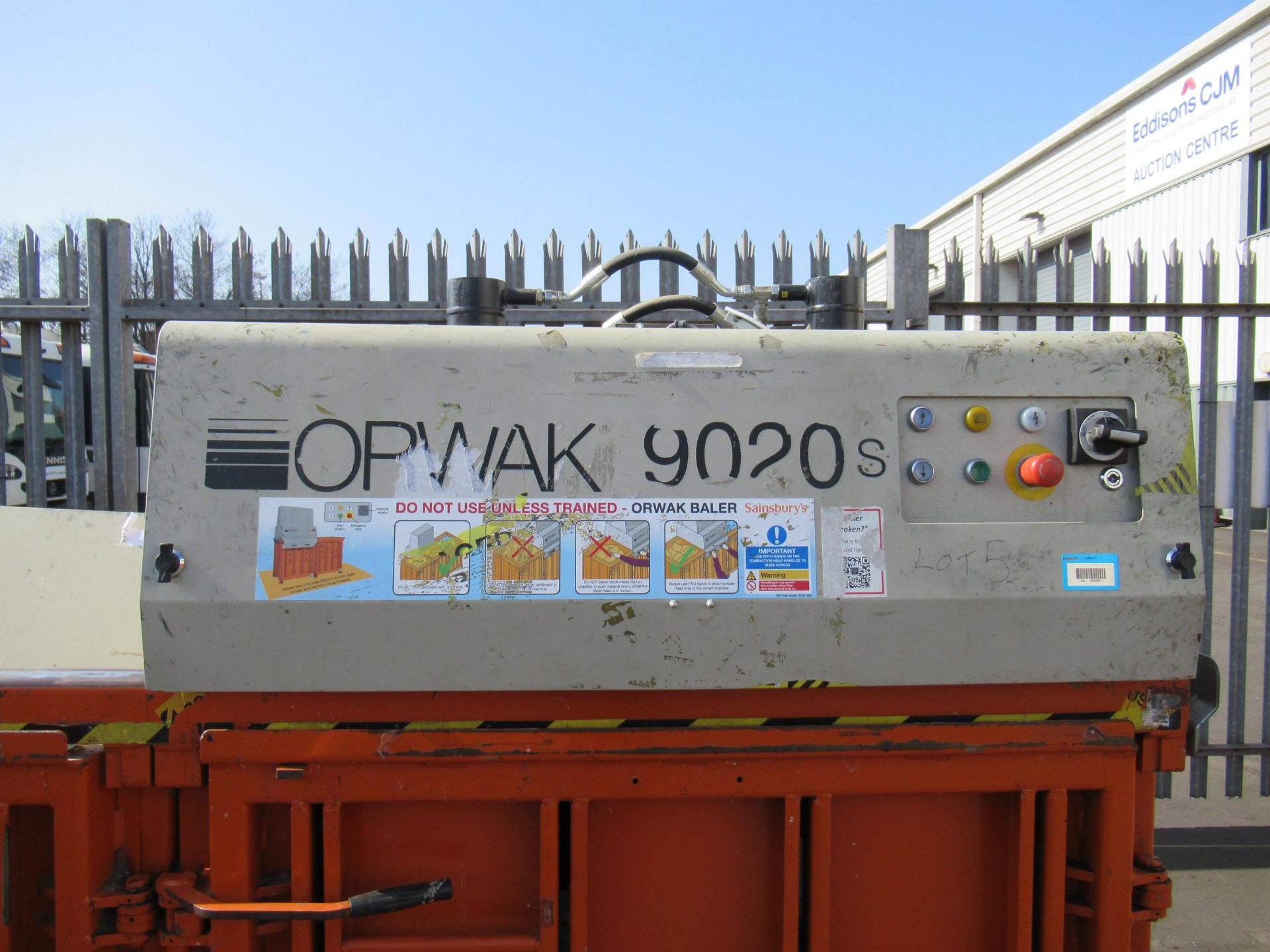 An Orwak 9020s Triple Chamber Baler - Image 6 of 7