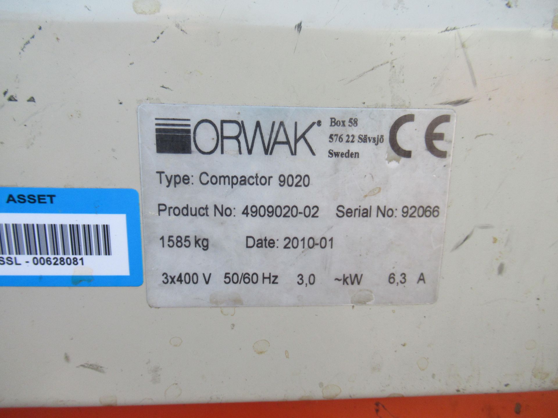 An Orwak 9020s Triple Chamber Baler - Image 7 of 8