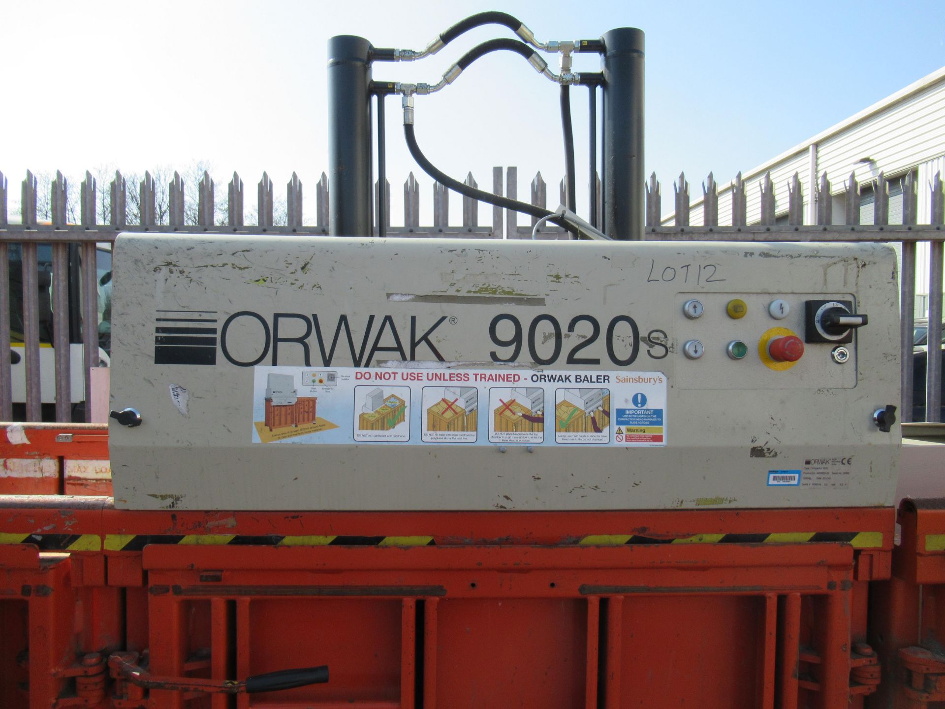 An Orwak 9020s Triple Chamber Baler - Image 6 of 8