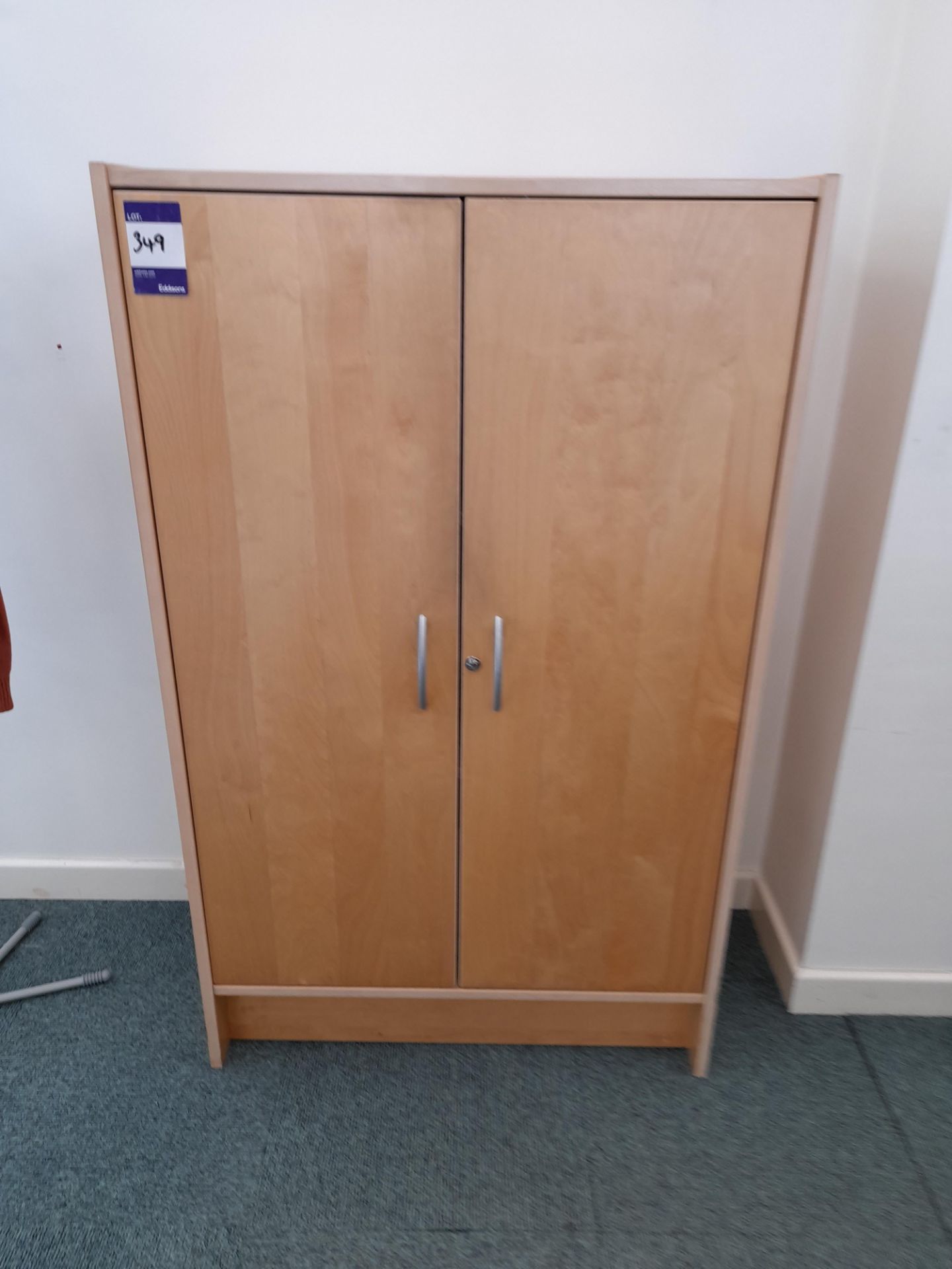 2 x Medium height double door cupboards and 2 x Medium height bookcases (Contents excluded) - Image 2 of 4