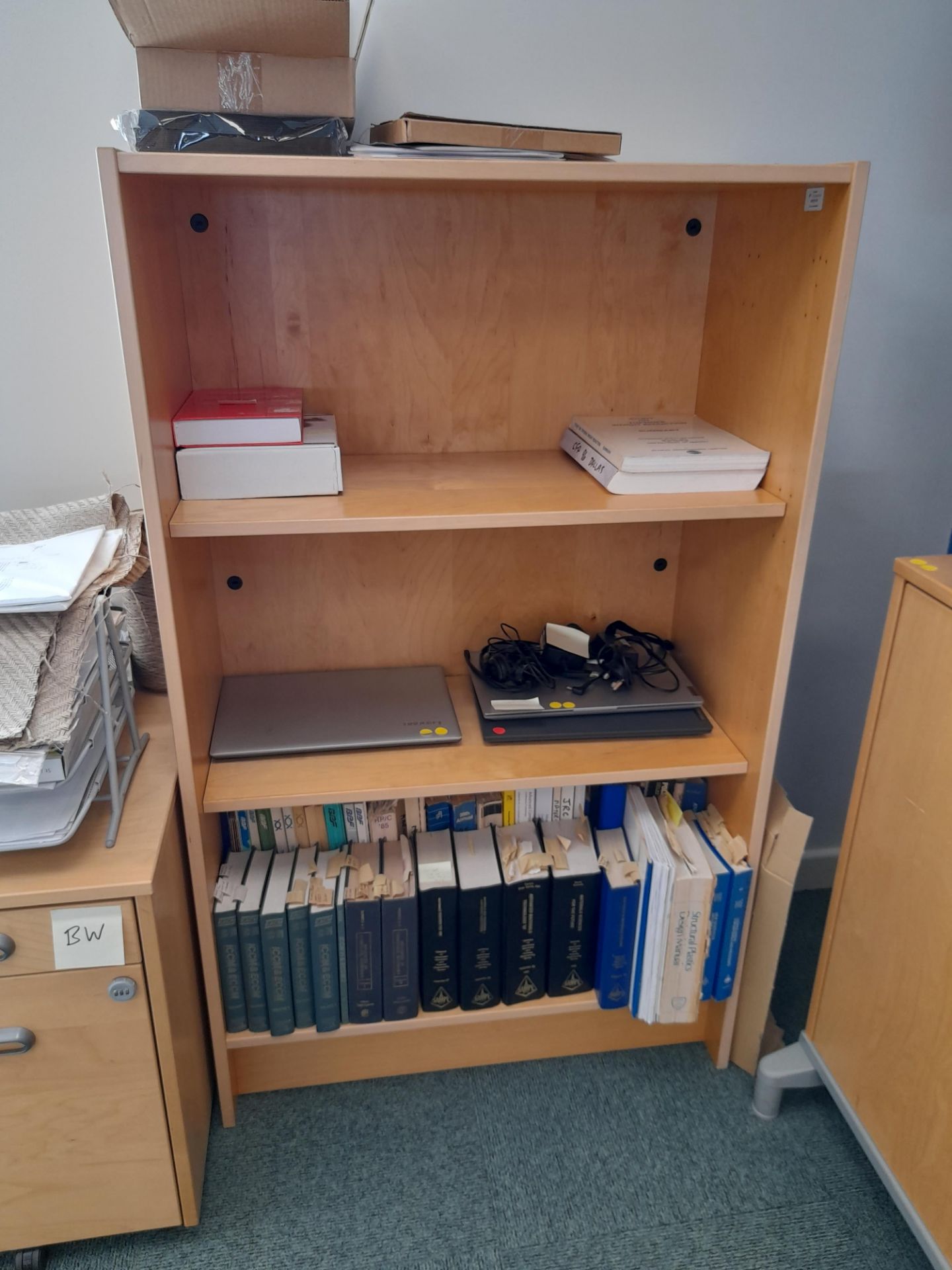 2 x Medium height double door cupboards and 2 x Medium height bookcases (Contents excluded) - Image 4 of 4