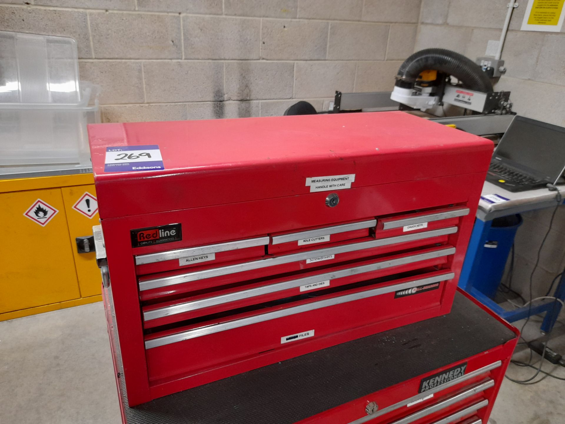 Redline mobile 6 drawer tool chest with contents