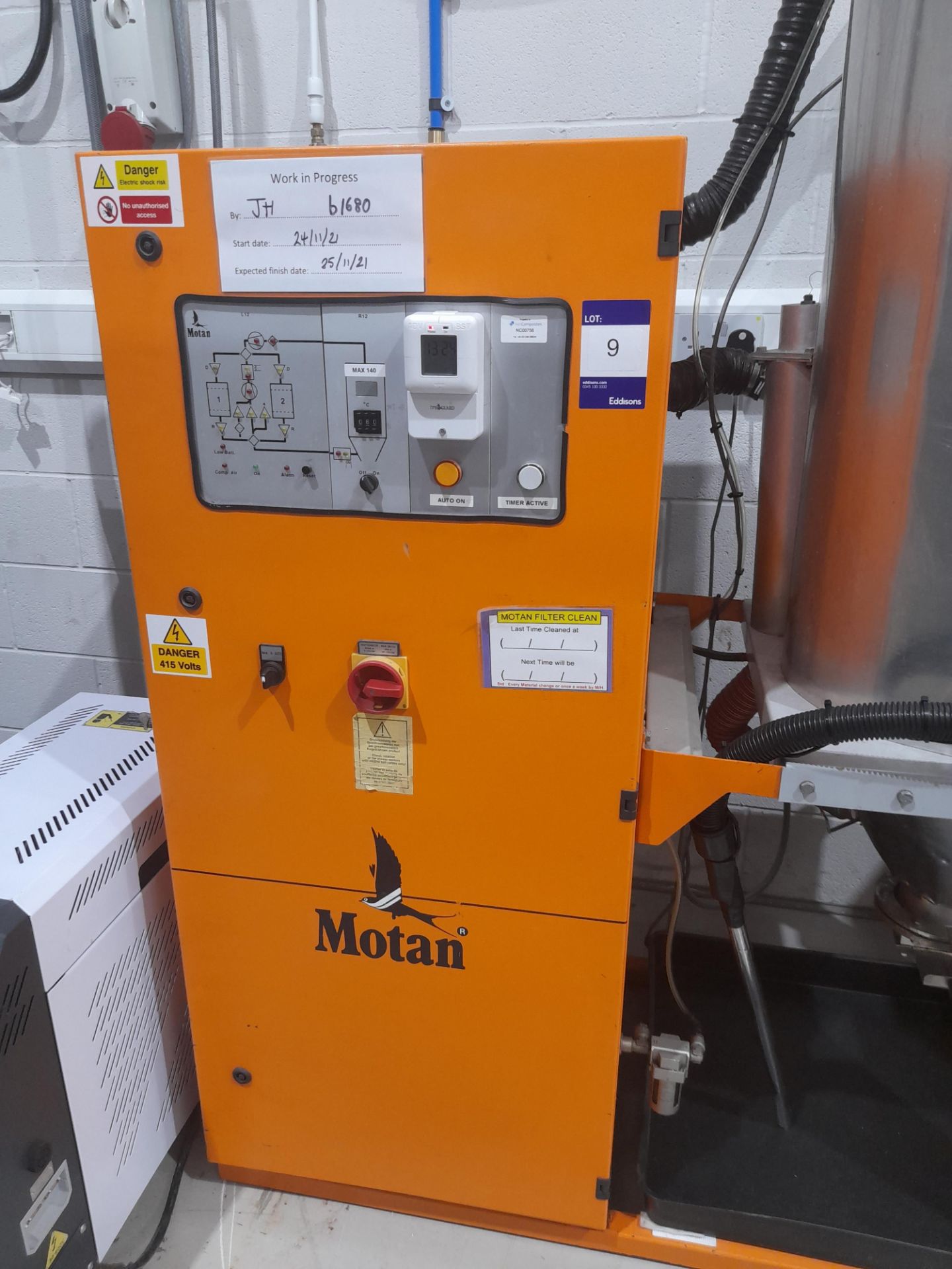 Motan MDE75 dry air generator, s/n 4131, year 1998, with hopper & hose (Purchaser is responsible for - Image 3 of 6