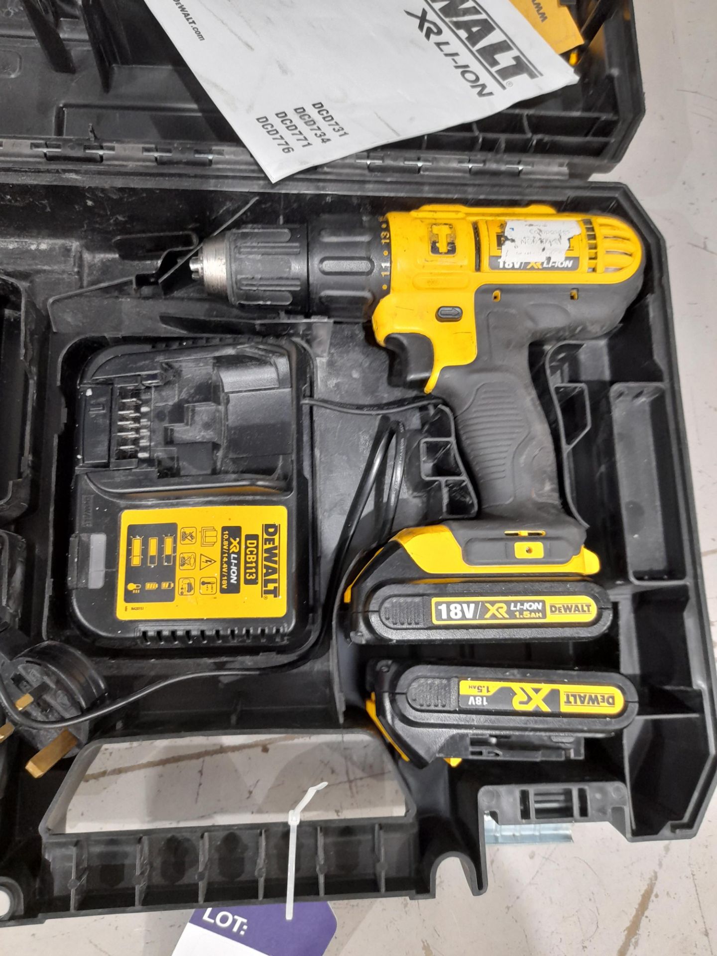 Dewalt DCD776 cordless drill with 2-batteries and battery charger, to plastic case - Image 2 of 2
