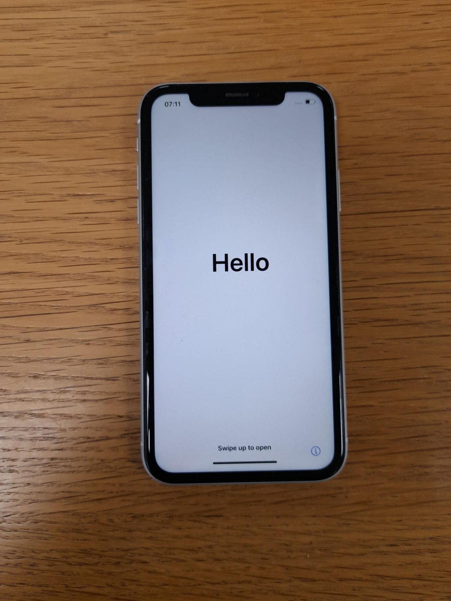 Apple Iphone XR, White, Model No. MRY52AH/A, s/n FK1XN0G9KXK2, 64GB Capacity, IMEI 35 736109 - Image 2 of 3