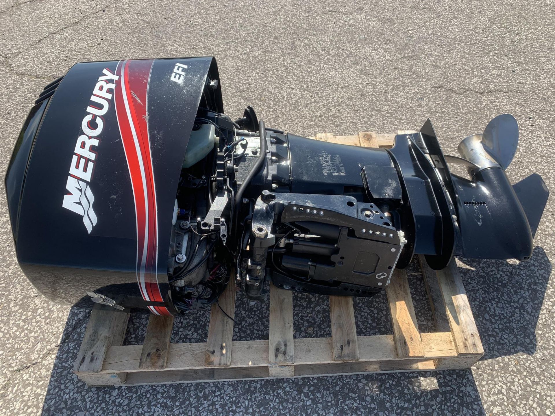 Outboard Motor:Mercury 250hp Ex MOD