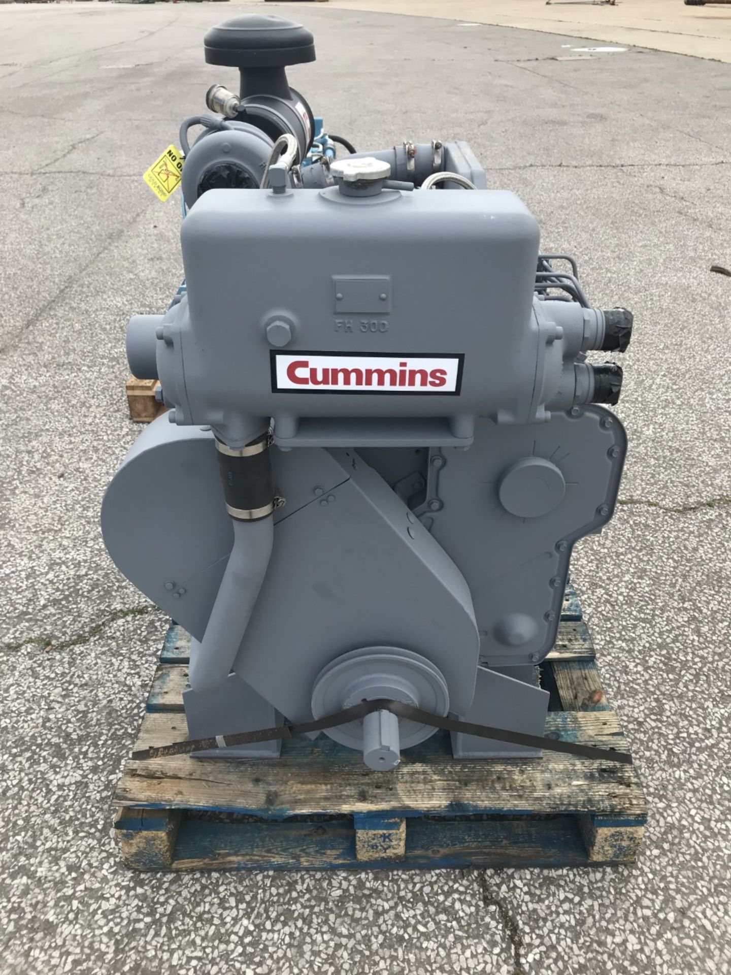 Marine Diesel Engine: Cummins 6CTA Used - Image 3 of 5