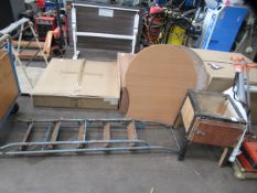 1 pair of decorators ladders, 2 various shaped worktops with fabricated box