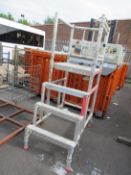 Aluminium mobile scaffold platform