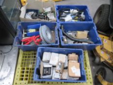 A Pallet of Various Vehicle Related items
