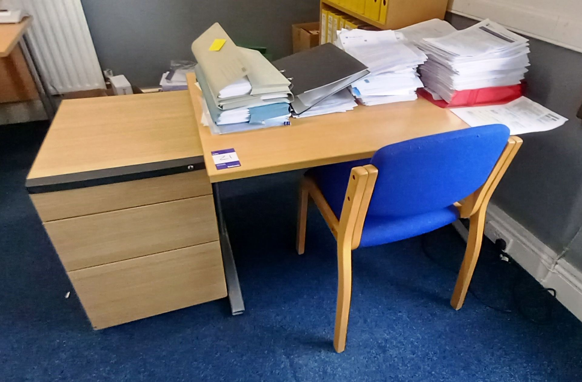 Cantilever desk (1200x800) with reception chair and pedestal