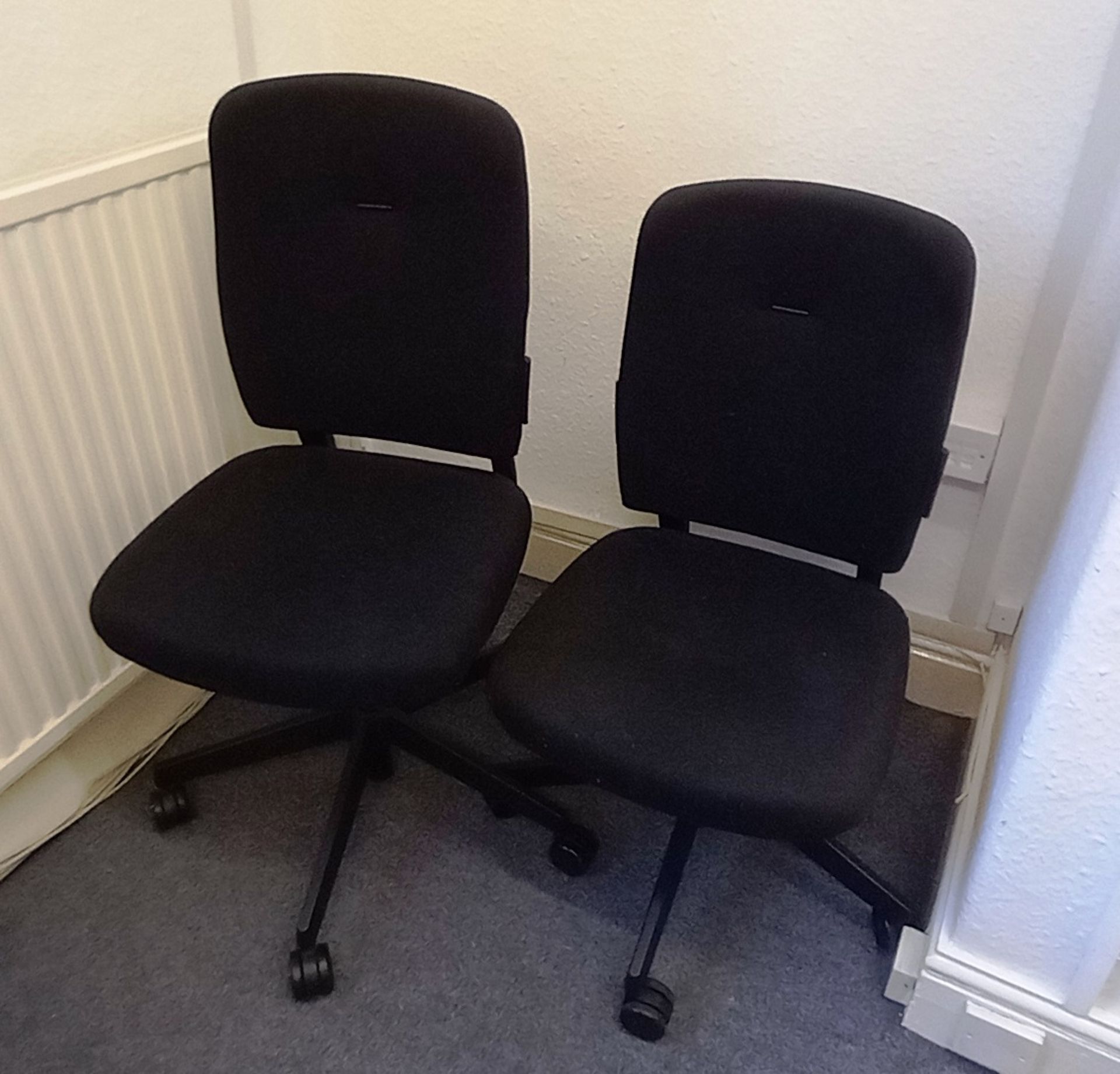 2x office chairs - Image 2 of 2