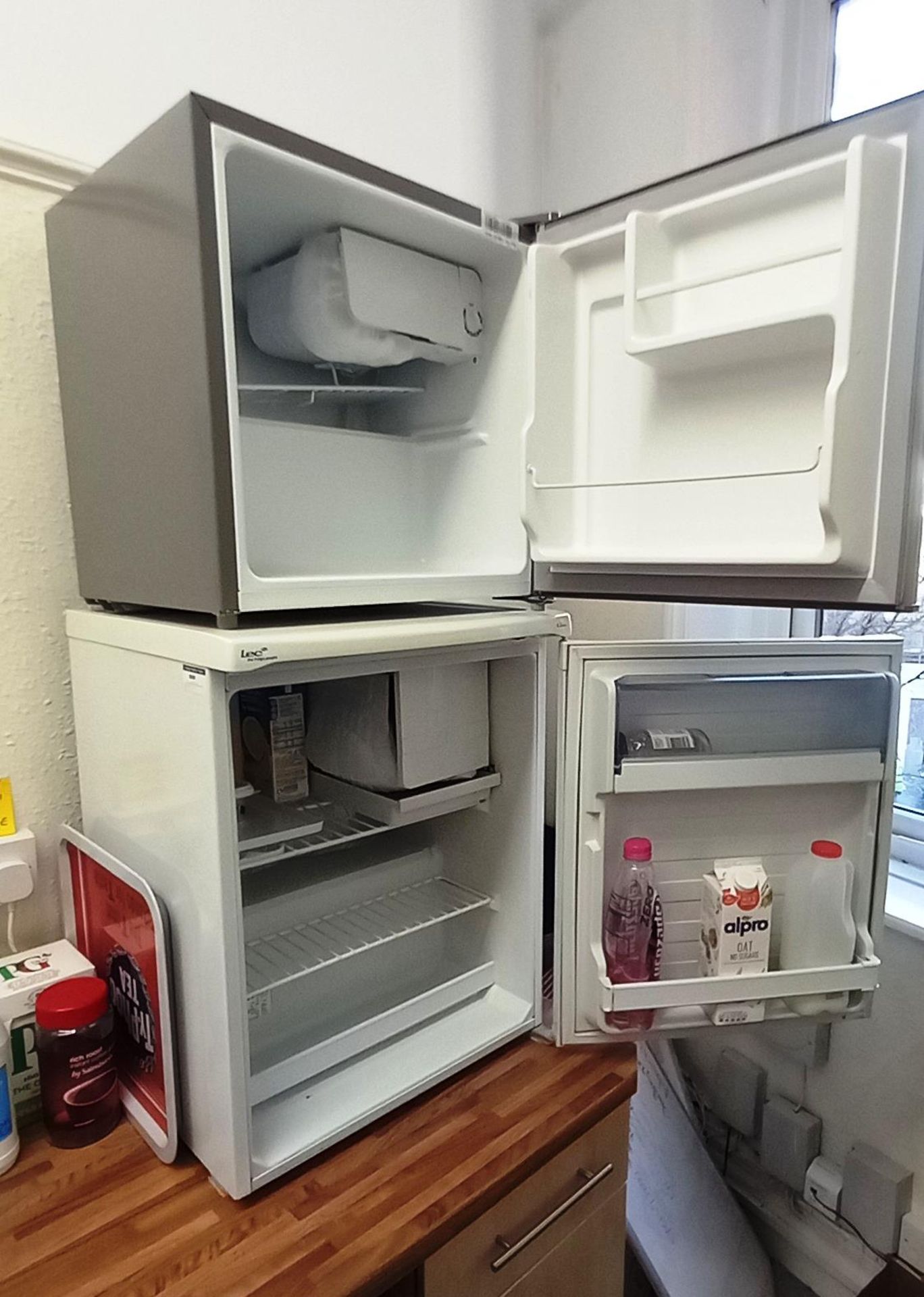 LEC countertop Fridge freezer and Russel Hobbs countertop fridge freezer - Image 2 of 2