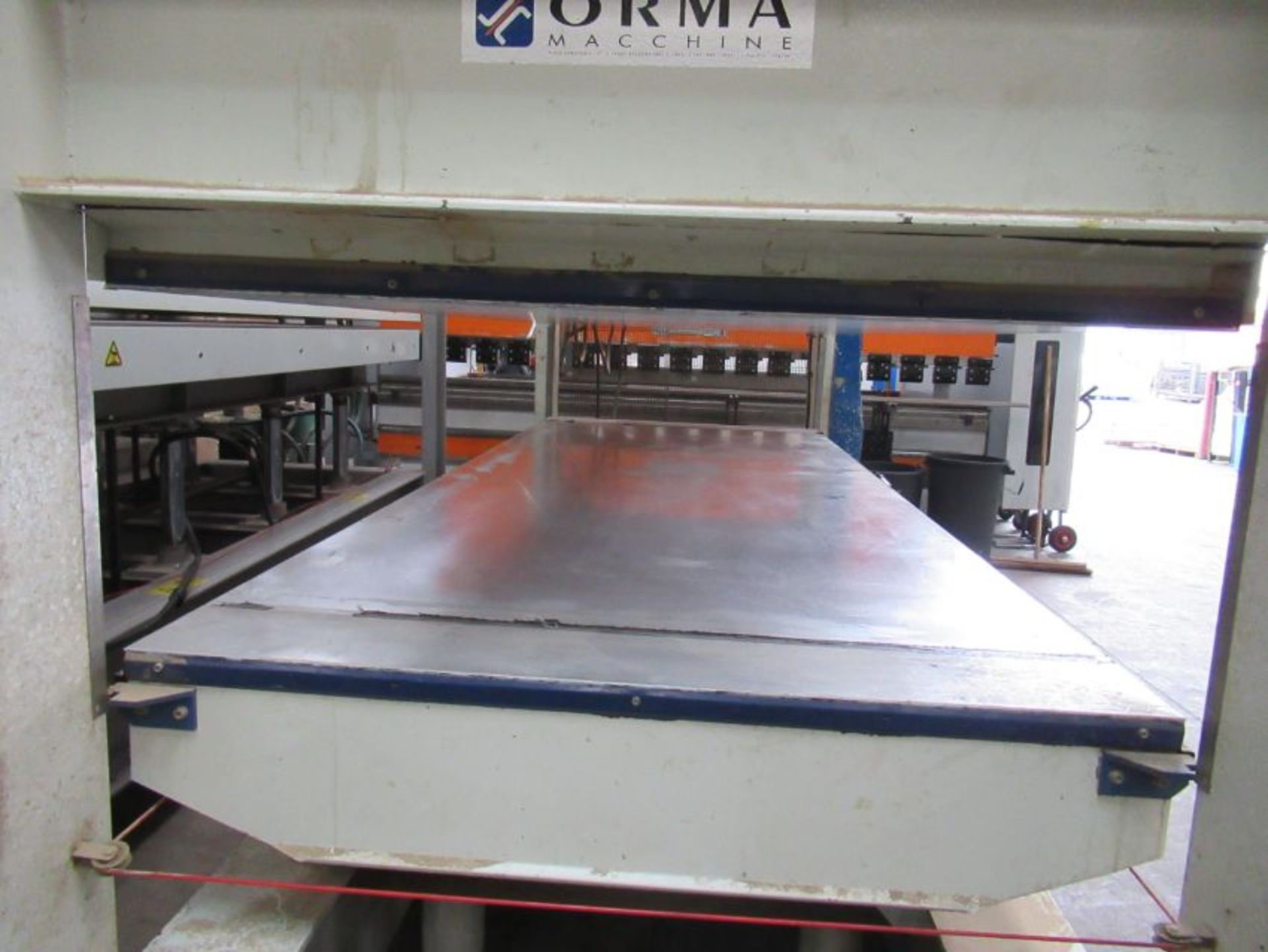 Orma type NPC6/120 veneer press, m/c no. 80270103, YOM 2003, 3 phase, weight- 4.5 tonne - Image 5 of 6