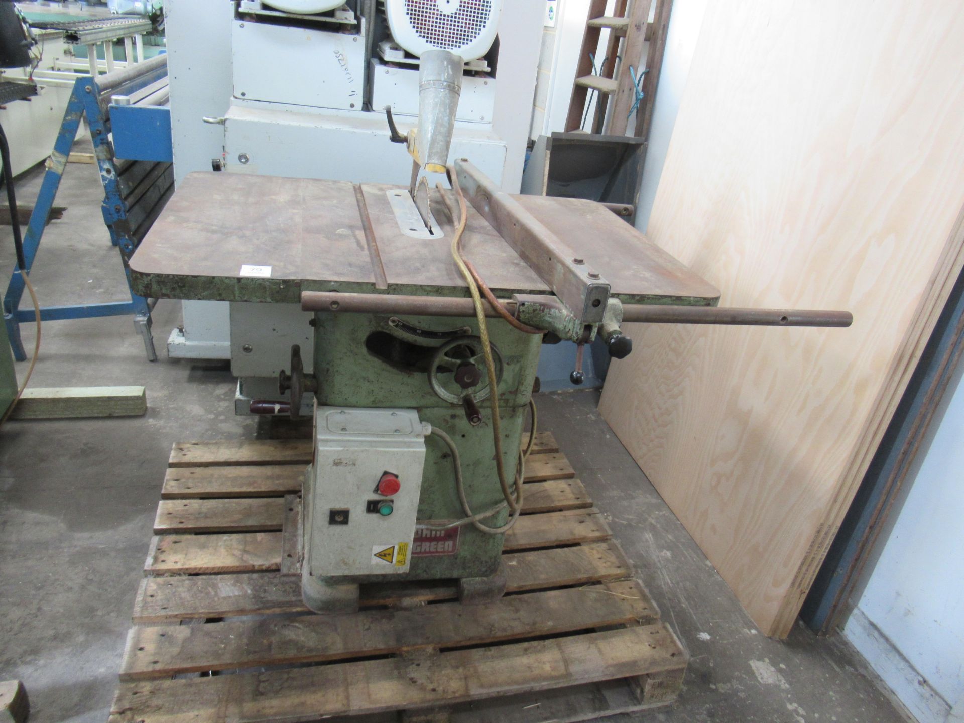 Wadkin Bursgreen 10" AGS sawbench. 3PH.