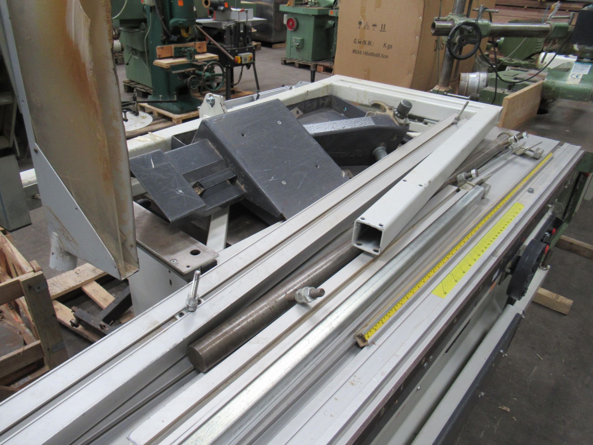 Robland Z250 sliding Panel Saw, 3PH. Please note there is a £20 plus VAT Lift Out Fee on this lot - Image 2 of 4