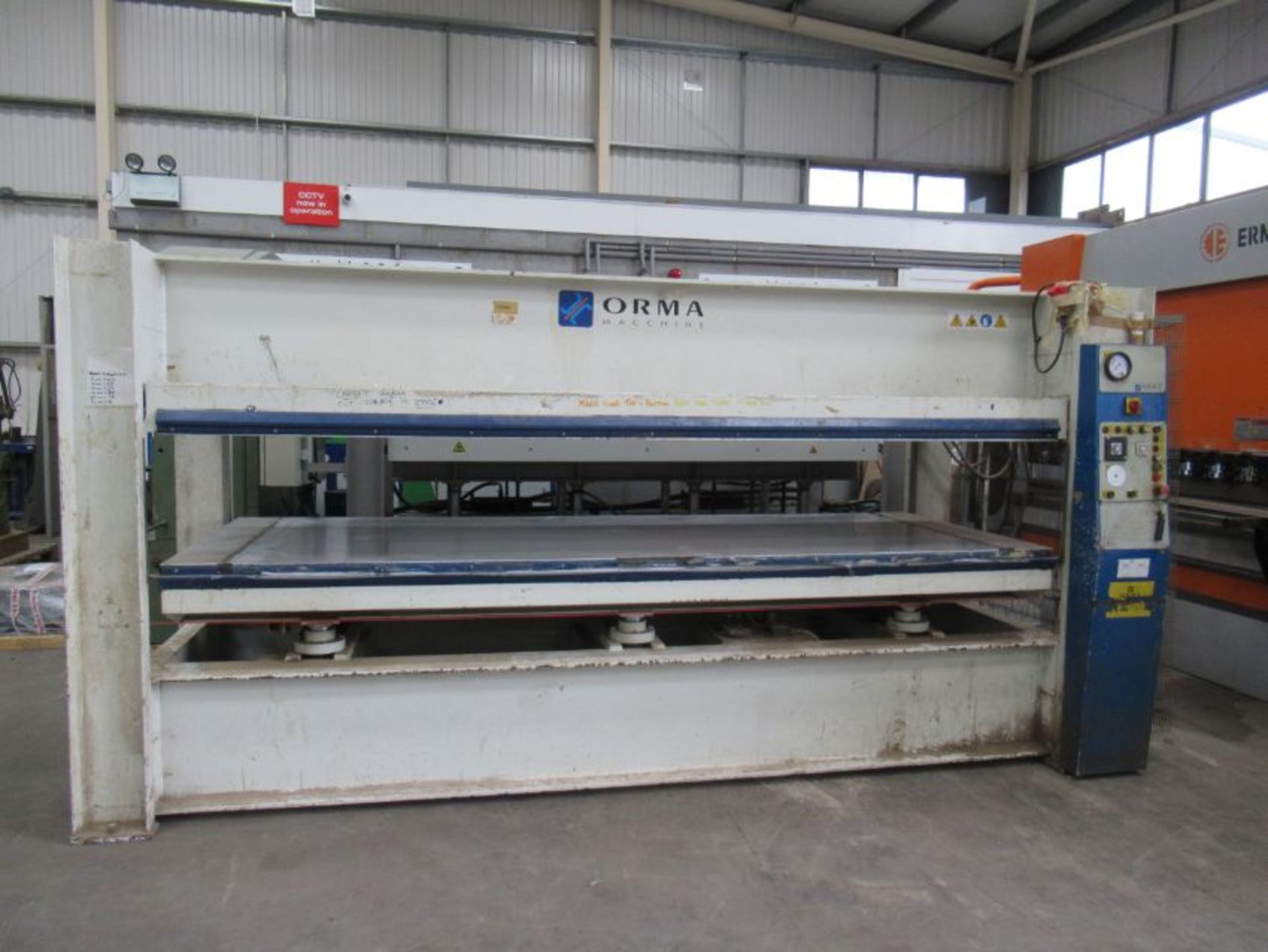 Orma type NPC6/120 veneer press, m/c no. 80270103, YOM 2003, 3 phase, weight- 4.5 tonne