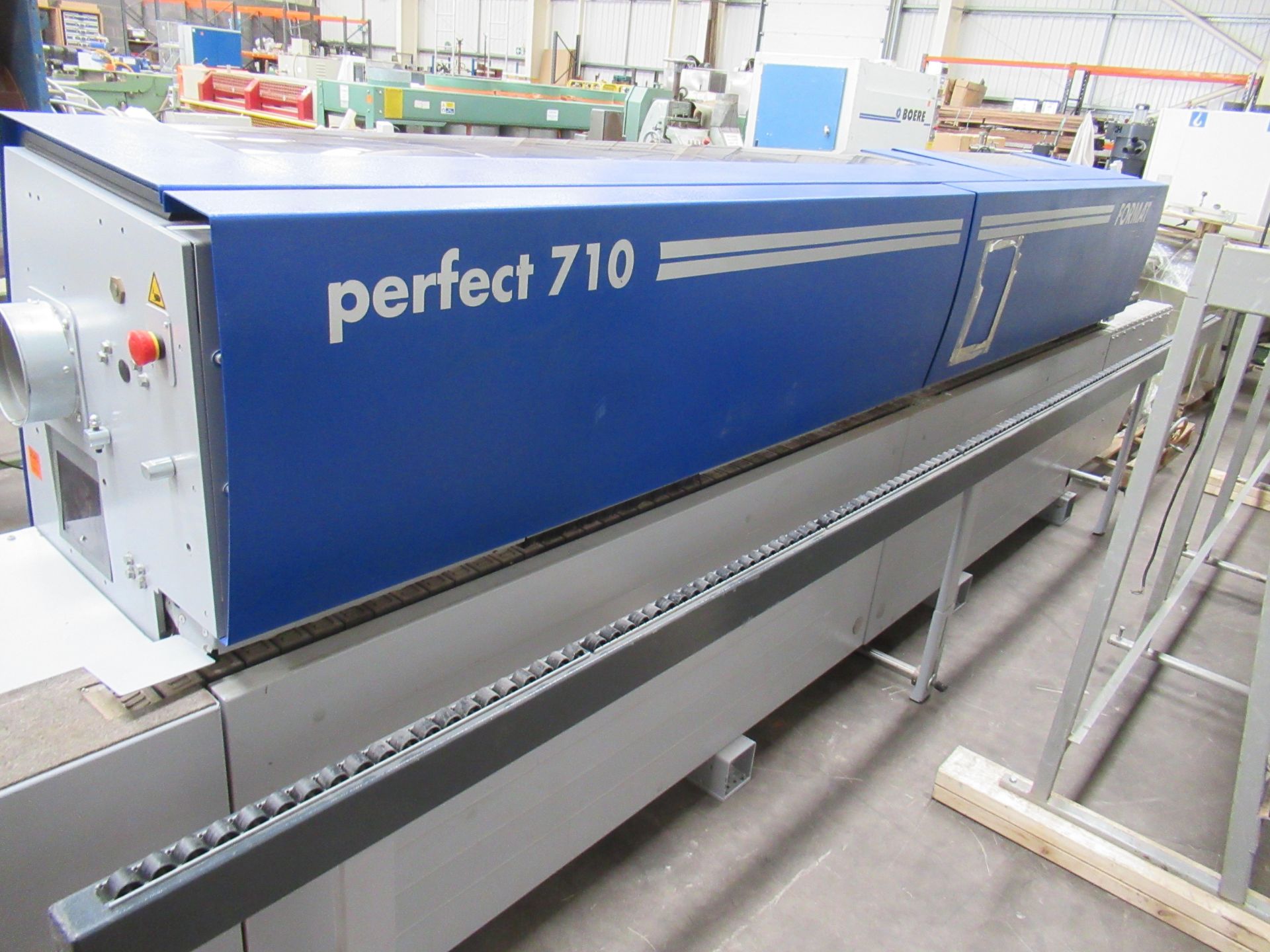 Format 4 'Perfect 710' Edgebander S/N 200 12 007 14, 400V 11KW, 50Hz. Please note there is a £40 plu - Image 8 of 10