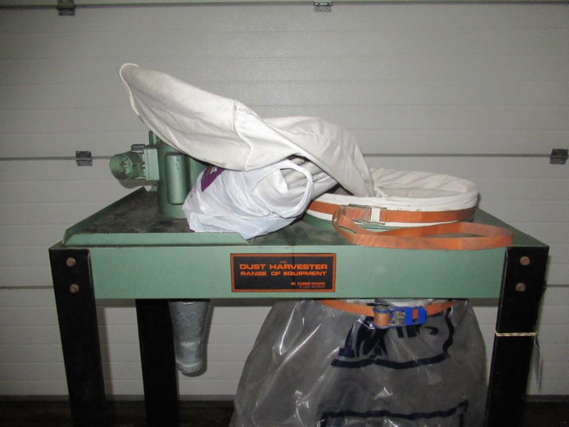 MH Fabrications dust harvester, single bag mobile dust extractor, 240V - Image 2 of 5