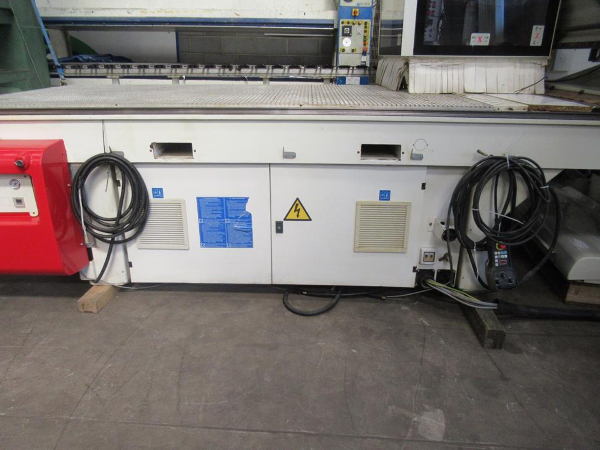 SCM PRATIX N12 NESTING CNC ROUTER & DRILL YOM 2011, S/N AA1/016629. This lot is Buyer to Remov - Image 30 of 32