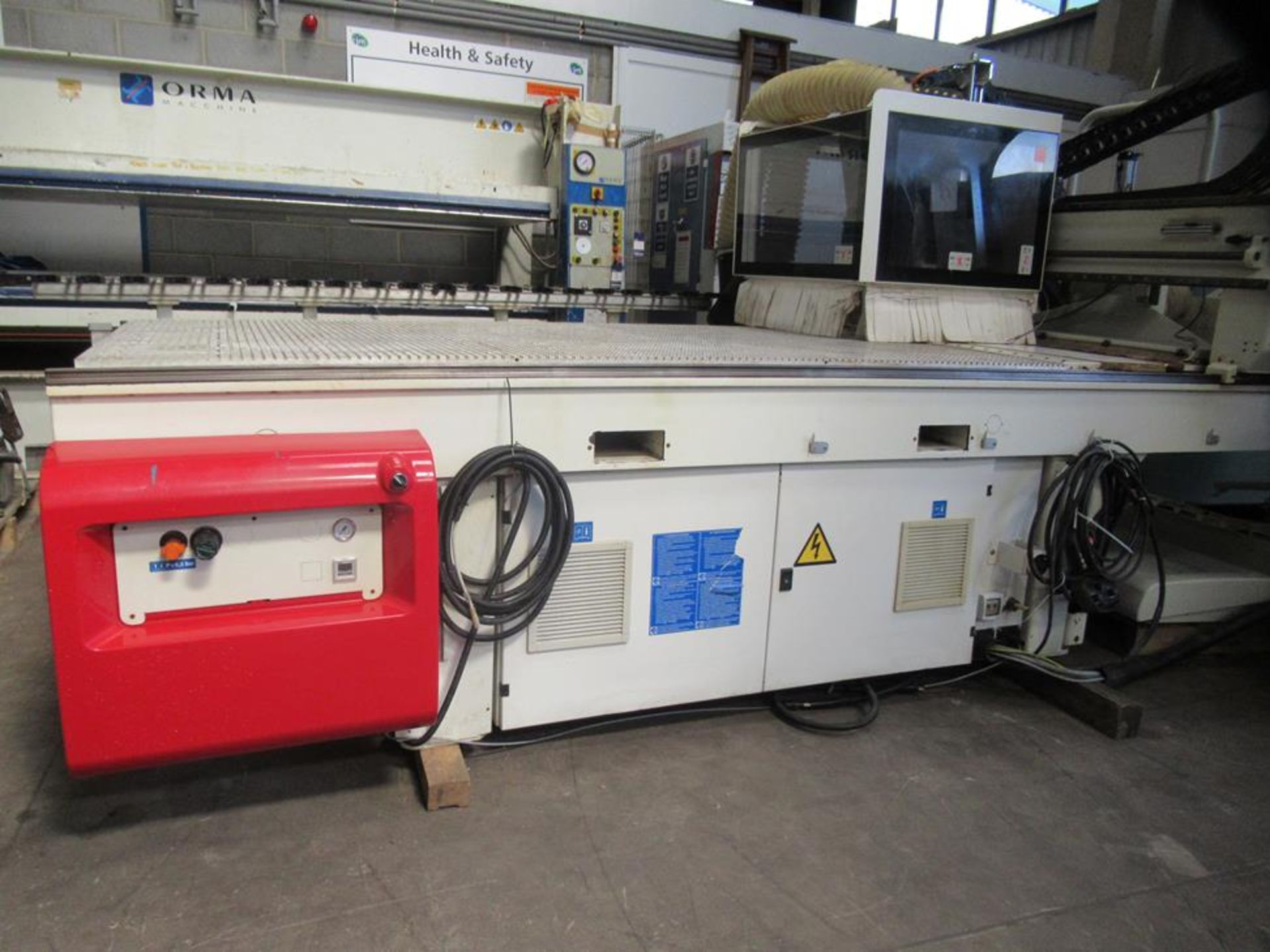 SCM PRATIX N12 NESTING CNC ROUTER & DRILL YOM 2011, S/N AA1/016629. This lot is Buyer to Remov - Image 4 of 32
