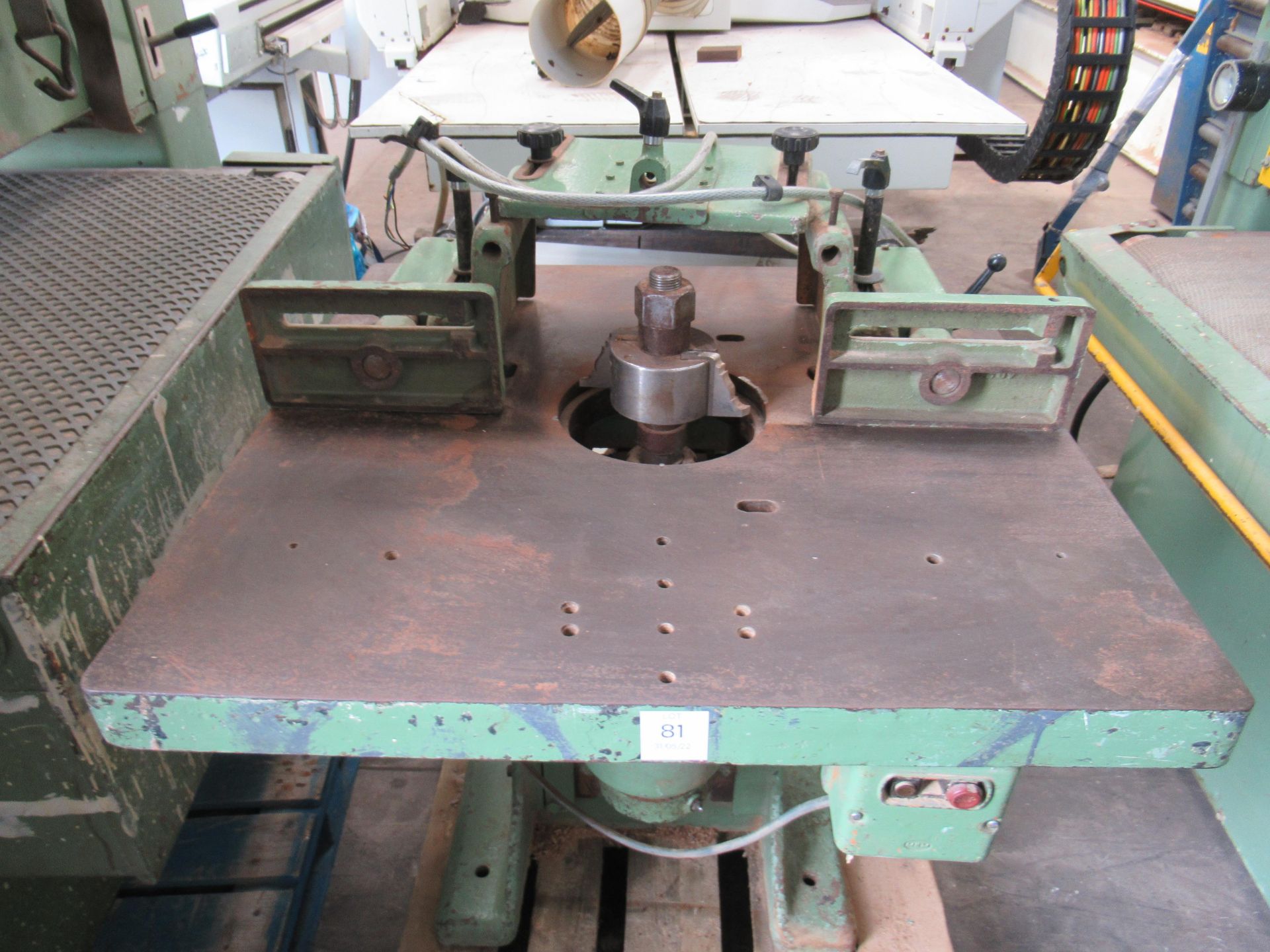 Dangwaert Spindle Moulder 3PH. Please note there is a £15 plus VAT Lift Out Fee on this lot - Image 2 of 4