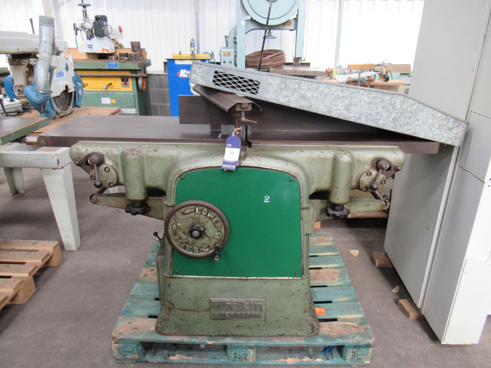 Wadkin Bursgreen Planer Thicknesser No UO/S701652, 3PH. Please note there is a £15 plus VAT Lift Out