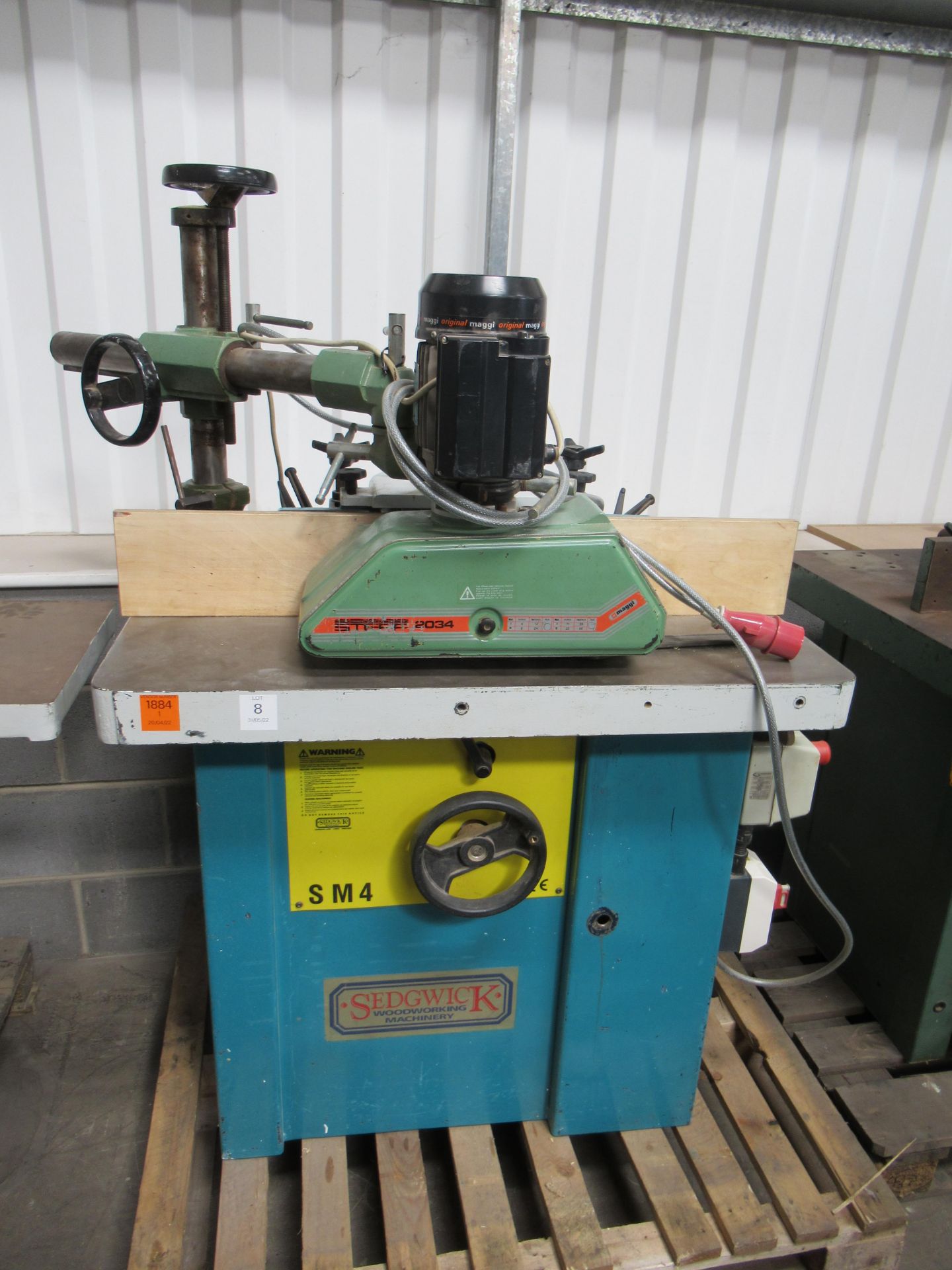 Sedgwick SM4 Spindle moulder 3 PH and a Maggi Steff 2034, Please note there is a £10 plus VAT Lift O