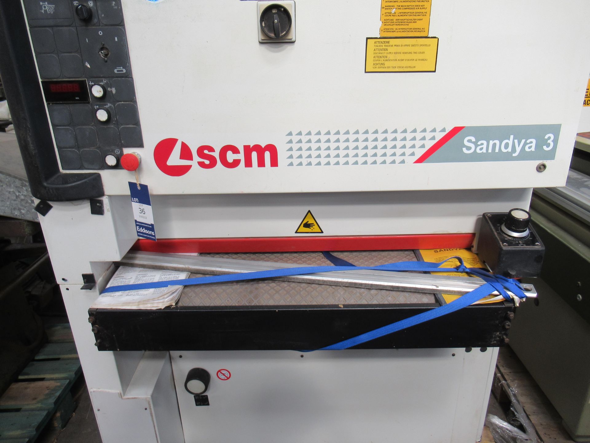 SCM Sandya 3 belt Sander S/N AE/026071, YOM 2004, 400V, 50HZ. Please note there is a £10 plus VAT Li - Image 3 of 4