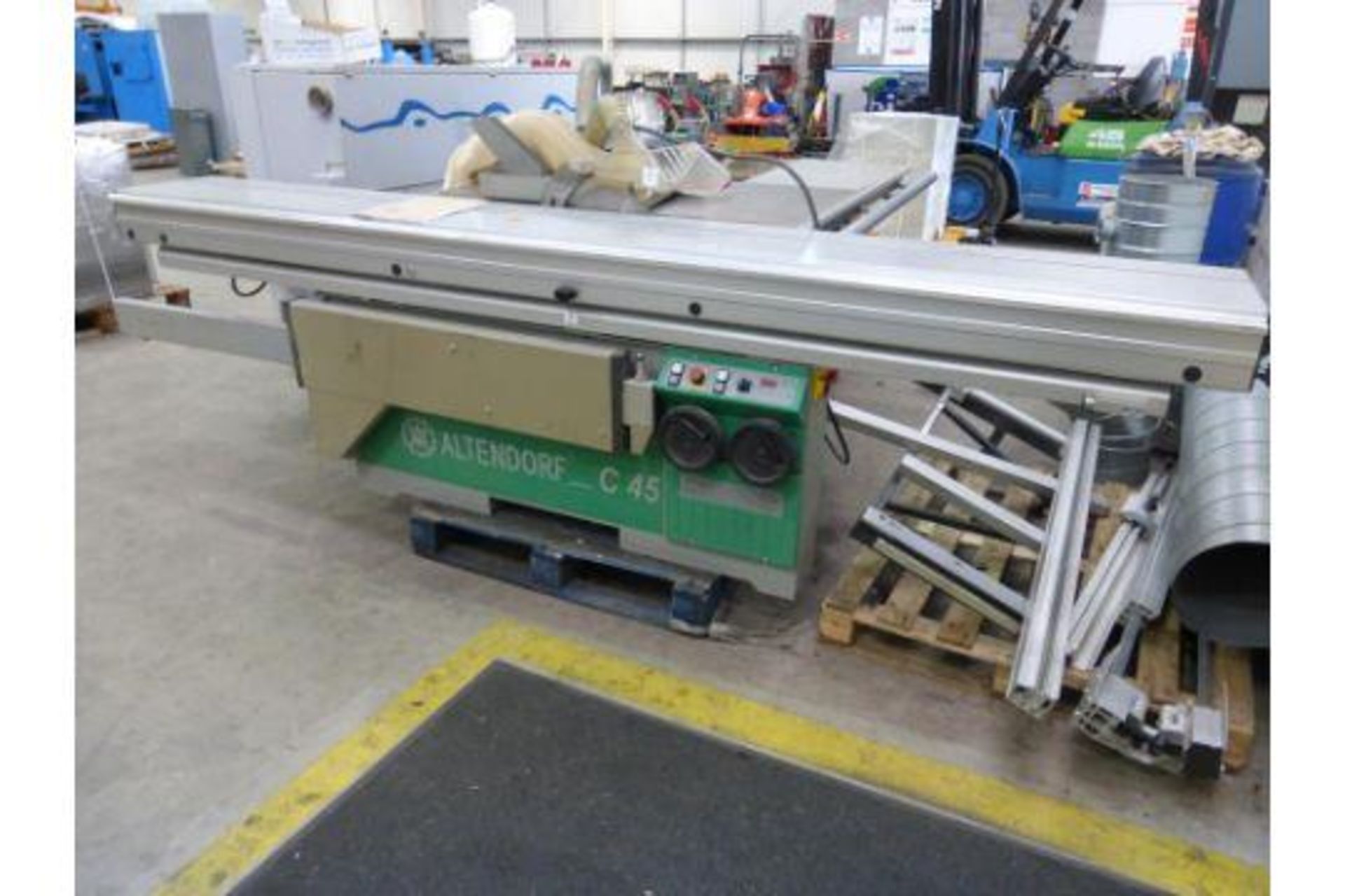 A 1998 Altendorf model C45 Tilting Arbour Panel sizing saw - Image 13 of 24