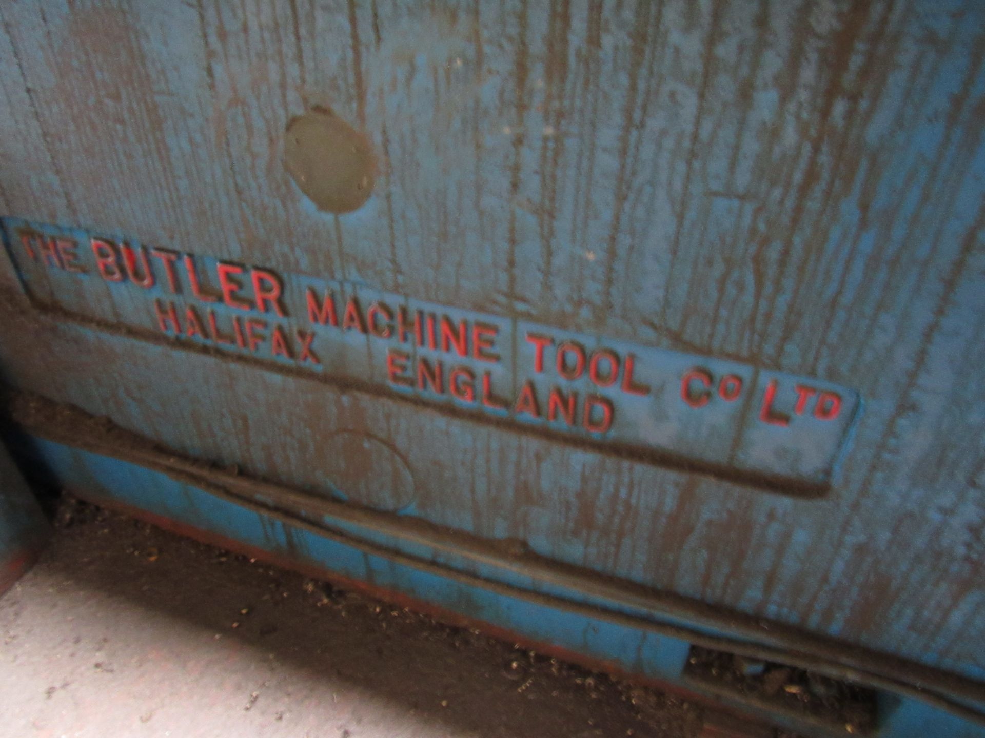 Butler Hydraulic Planer Table 8' x 2' 6" Serial Number 25100 - Image 7 of 9