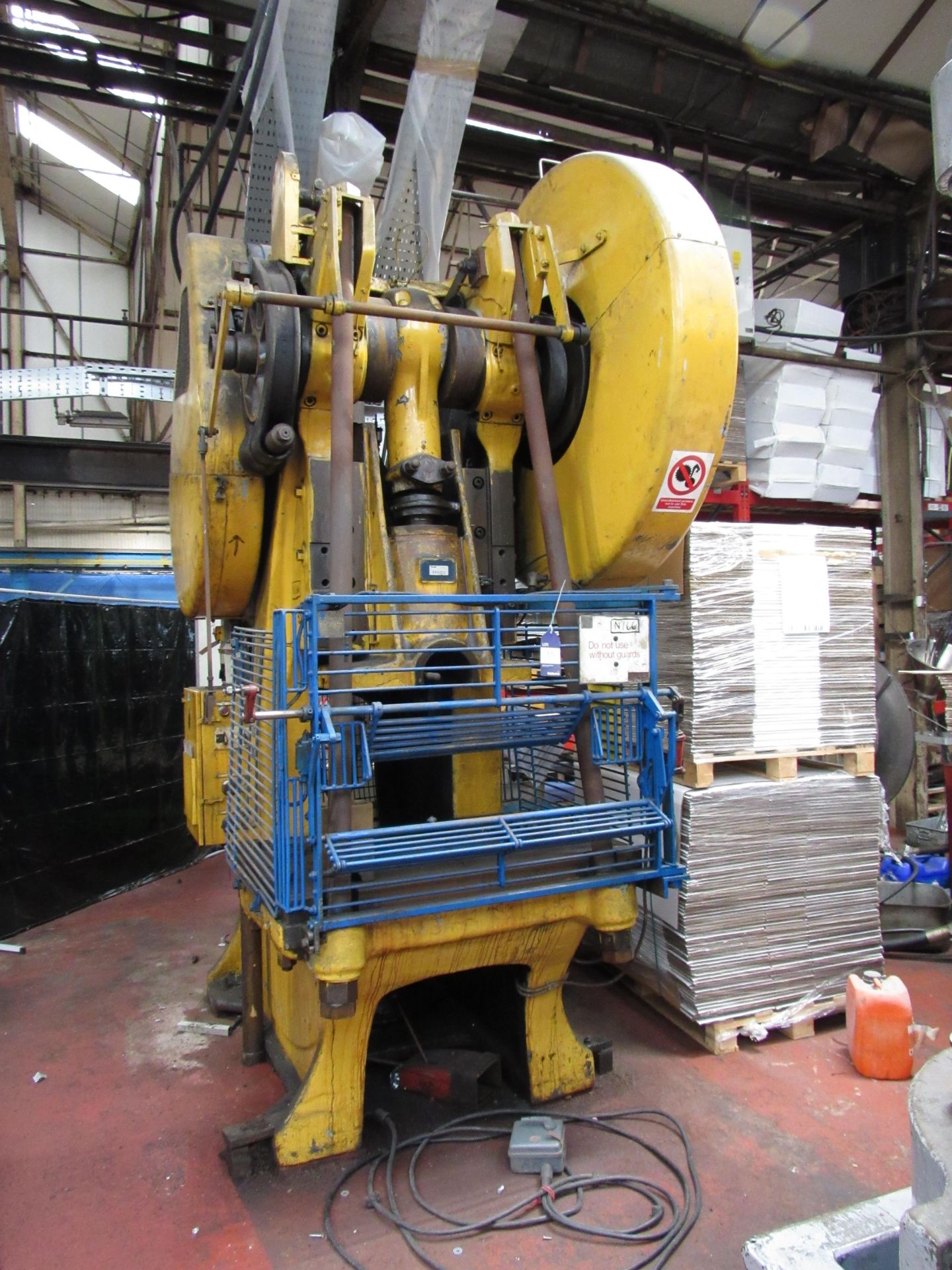 Bently ORB-120, 120Tonne open Fronted mechanical press - Image 4 of 6